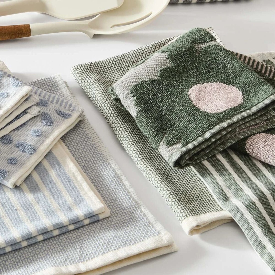 7 3 Pack Floral Green Tea Towels, 7 of 7