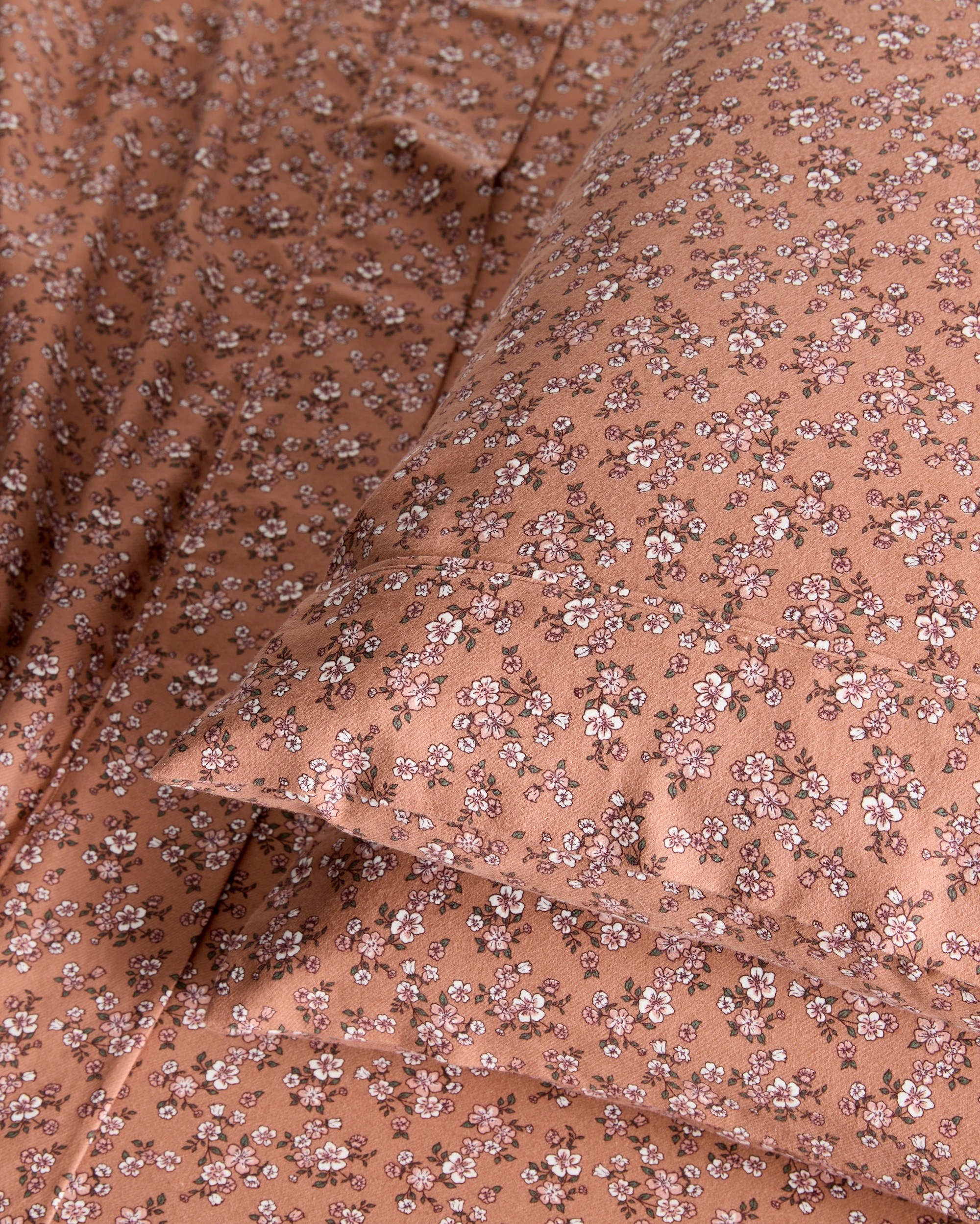 2 Target Annica Floral Flannelette Sheet Set - Queen Bed - Brown, 2 of 4