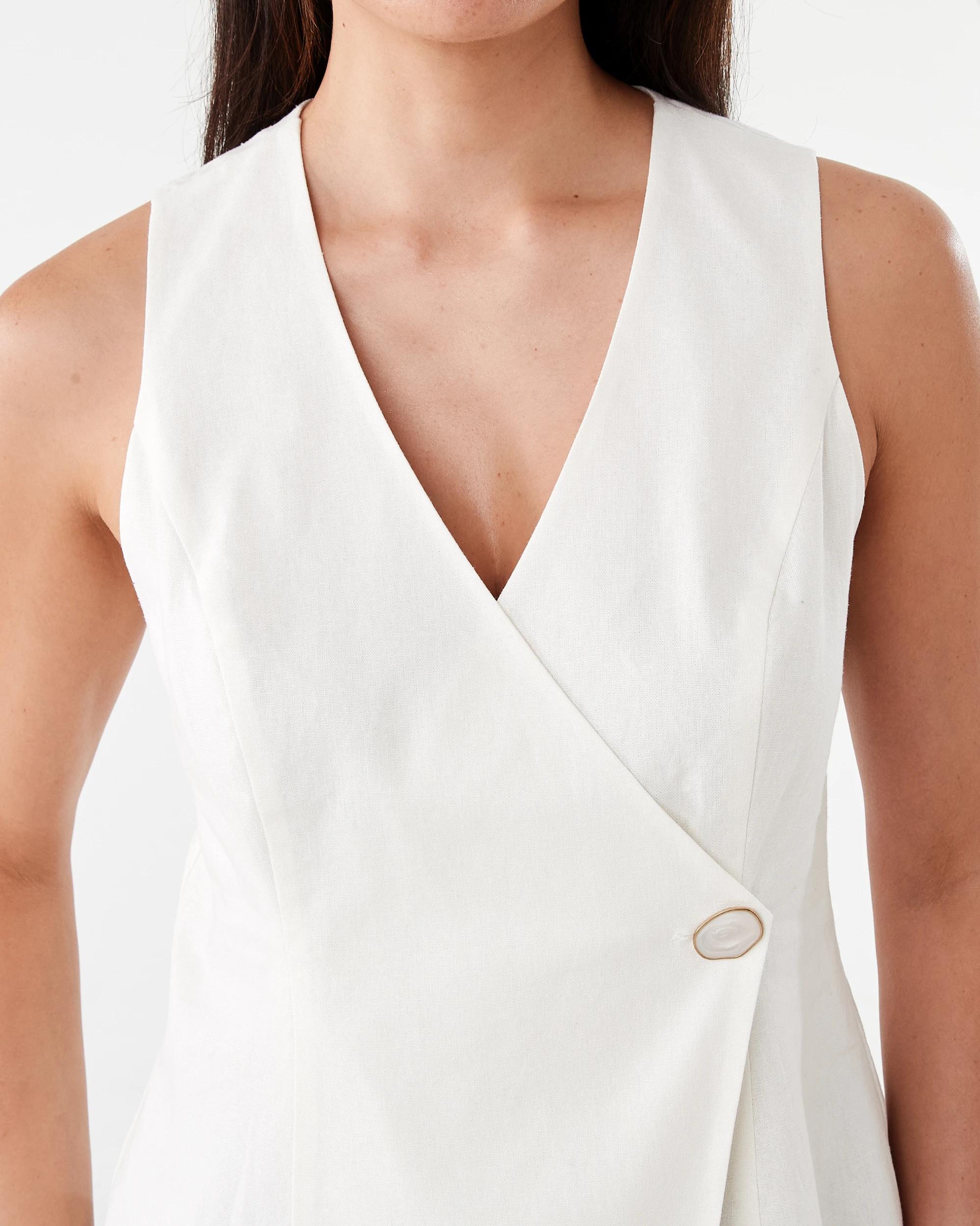 5 Sleeveless Wrap Linen Blend Waistcoat Cld White, 5 of 6