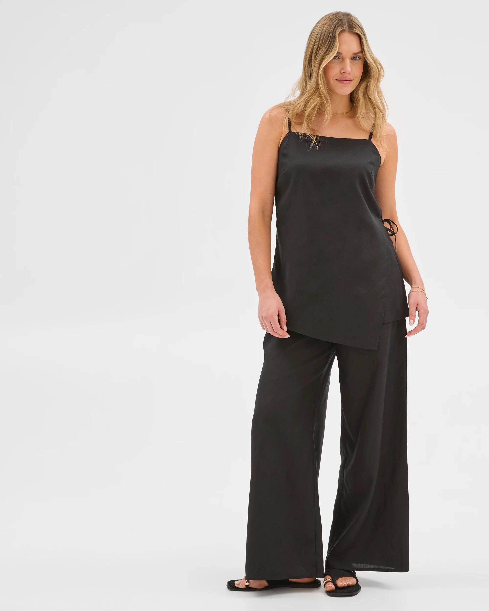 1 Lily Loves Strappy Tunic Cami BLACK, 1 of 7