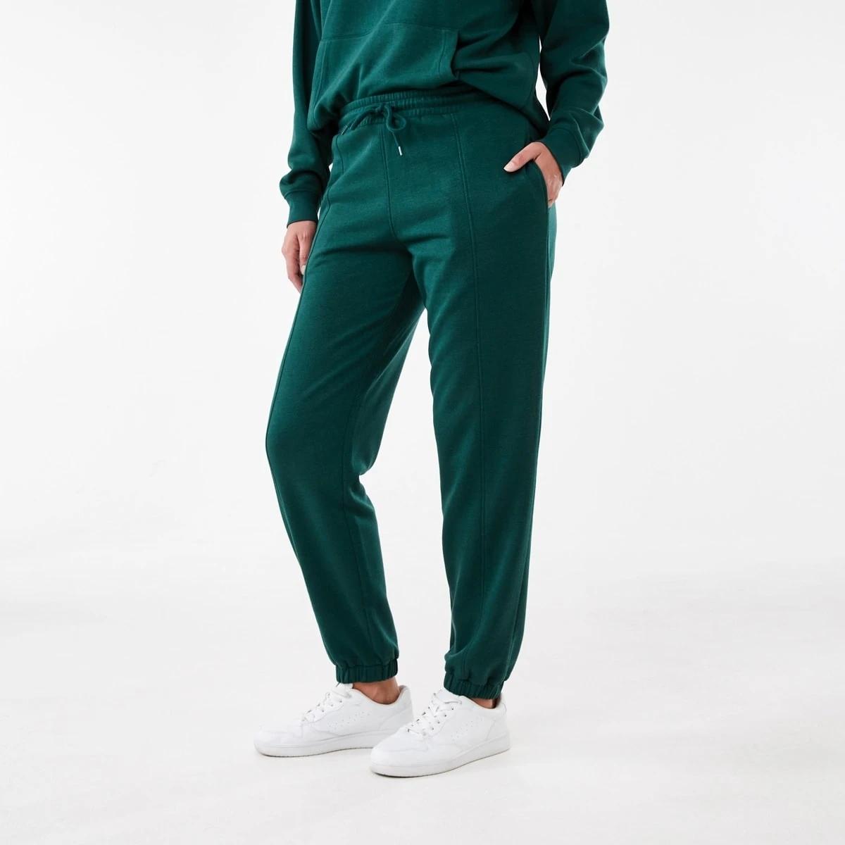 2 Active Womens Cuffed Trackpants YUCCA GREEN, 2 of 5
