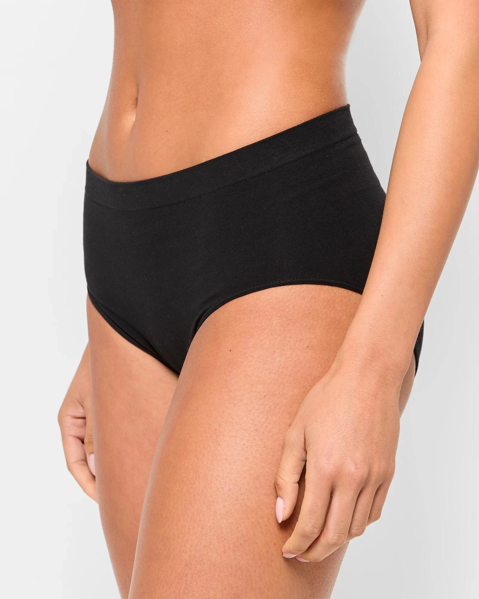 4 Target Australian Cotton Blend 2 Pack Seamfree Midi Briefs BLACK, 4 of 5