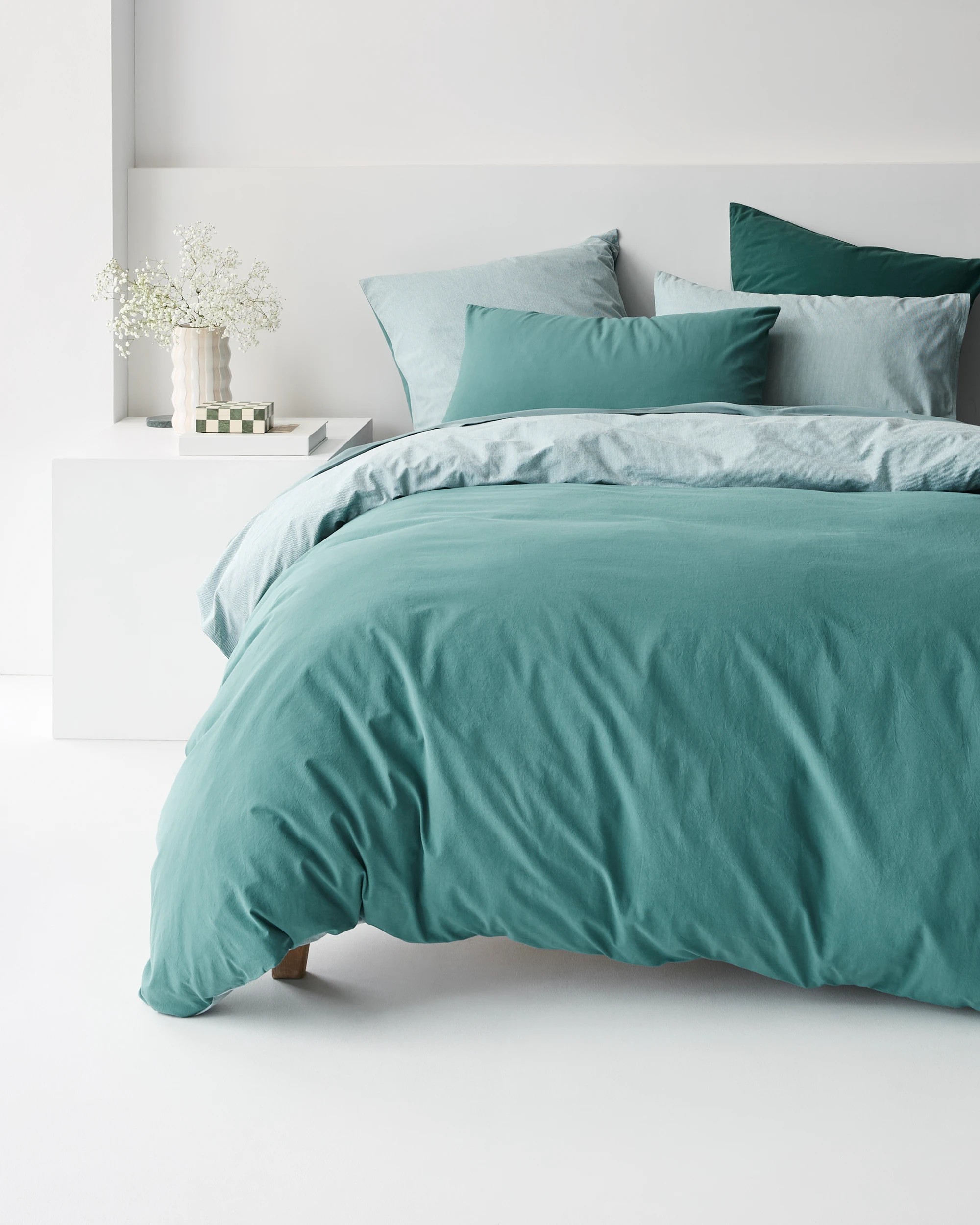 1 Arlo Cotton Stonewash Quilt Cover Set - Queen Bed - Green, 1 of 5