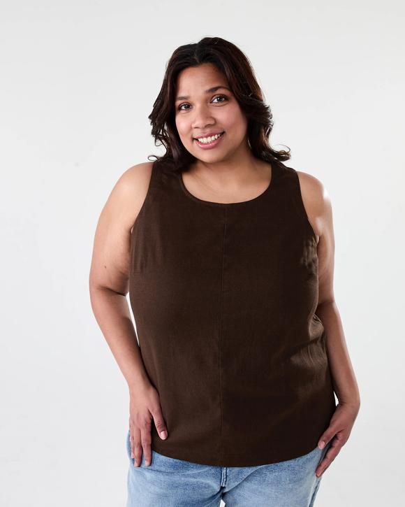 Curve Sleeveless Linen Blend Top