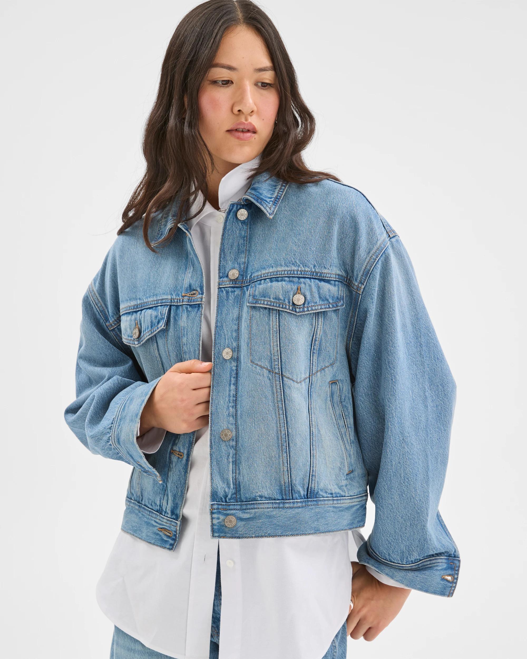 1 Target Denim Cocoon Sleeve Denim Jacket VINTAGE WORN, 1 of 8
