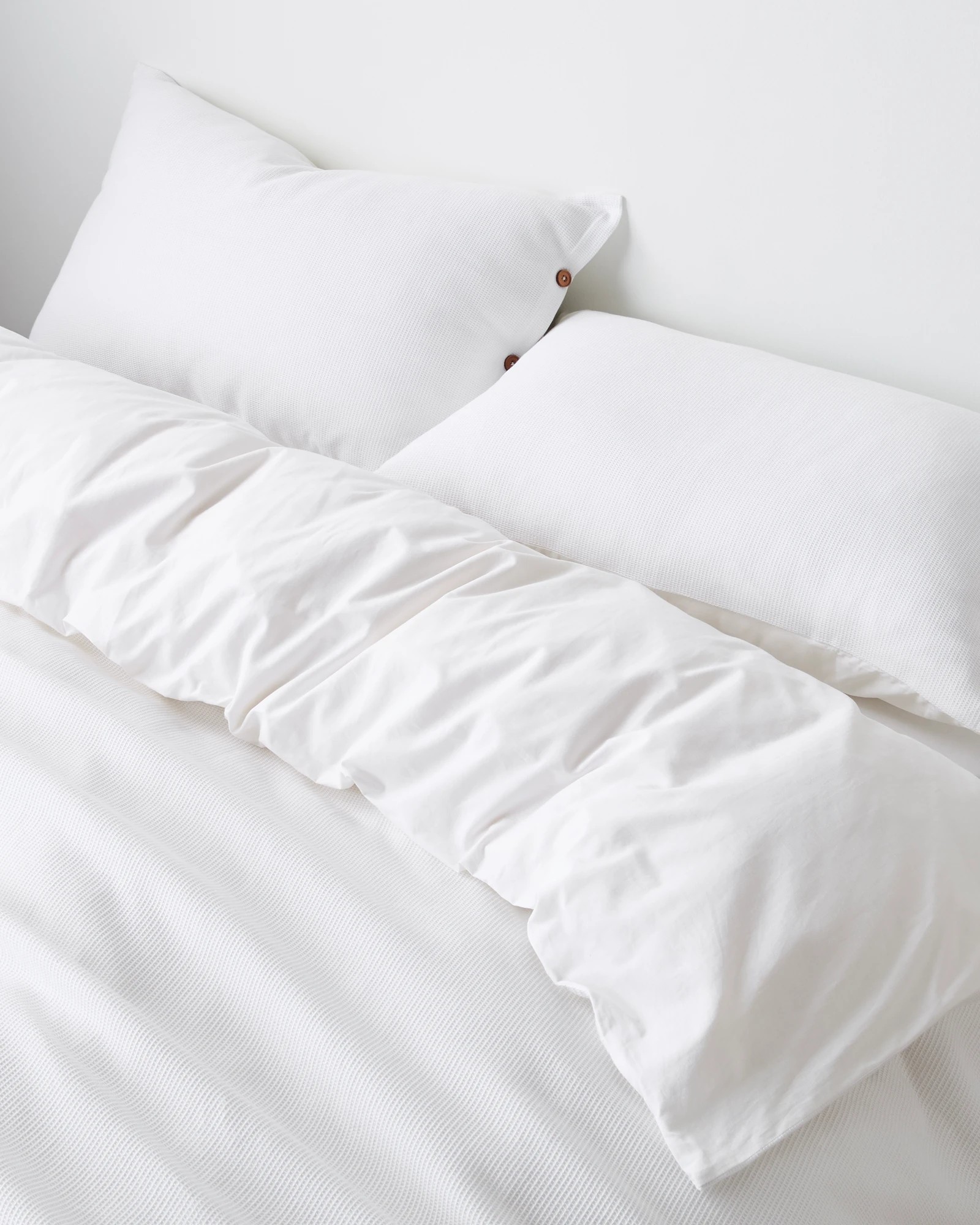 2 Target Nico Mini Waffle Australian Cotton Quilt Cover Set - King Bed - White, 2 of 3