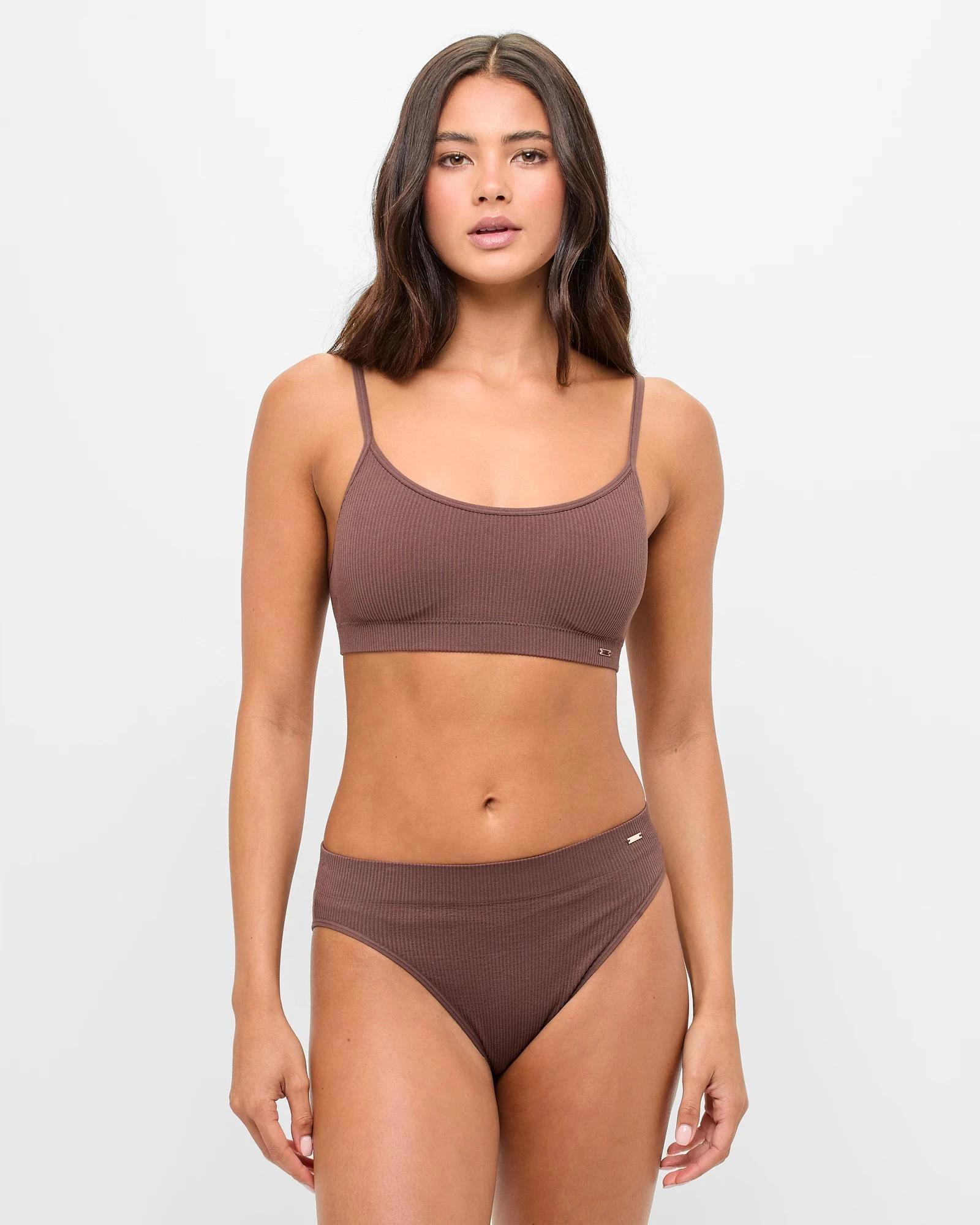 2 Lily Loves Ribbed Seamfree Strappy Crop Top CHOCOLATE, 2 of 4