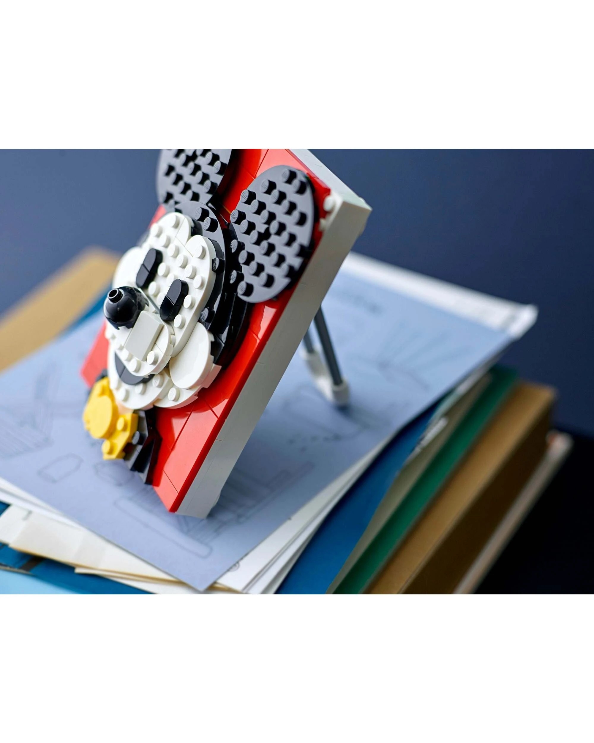 4 LEGO 40456 Mickey Mouse Brick Sketches Portrait, 4 of 5