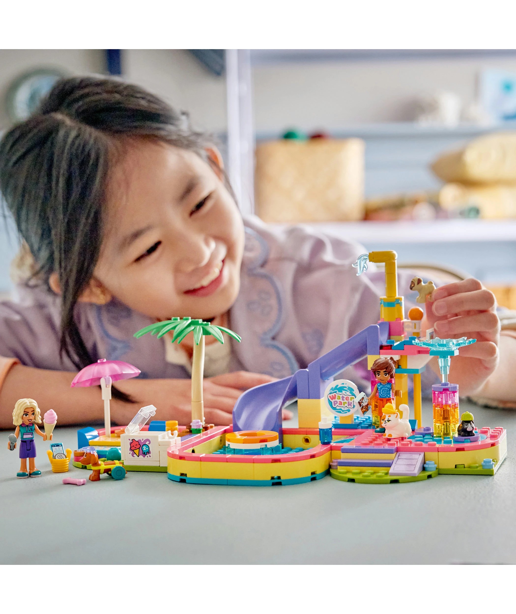 8 LEGO Friends Fun Water Park Day 42676, 8 of 10