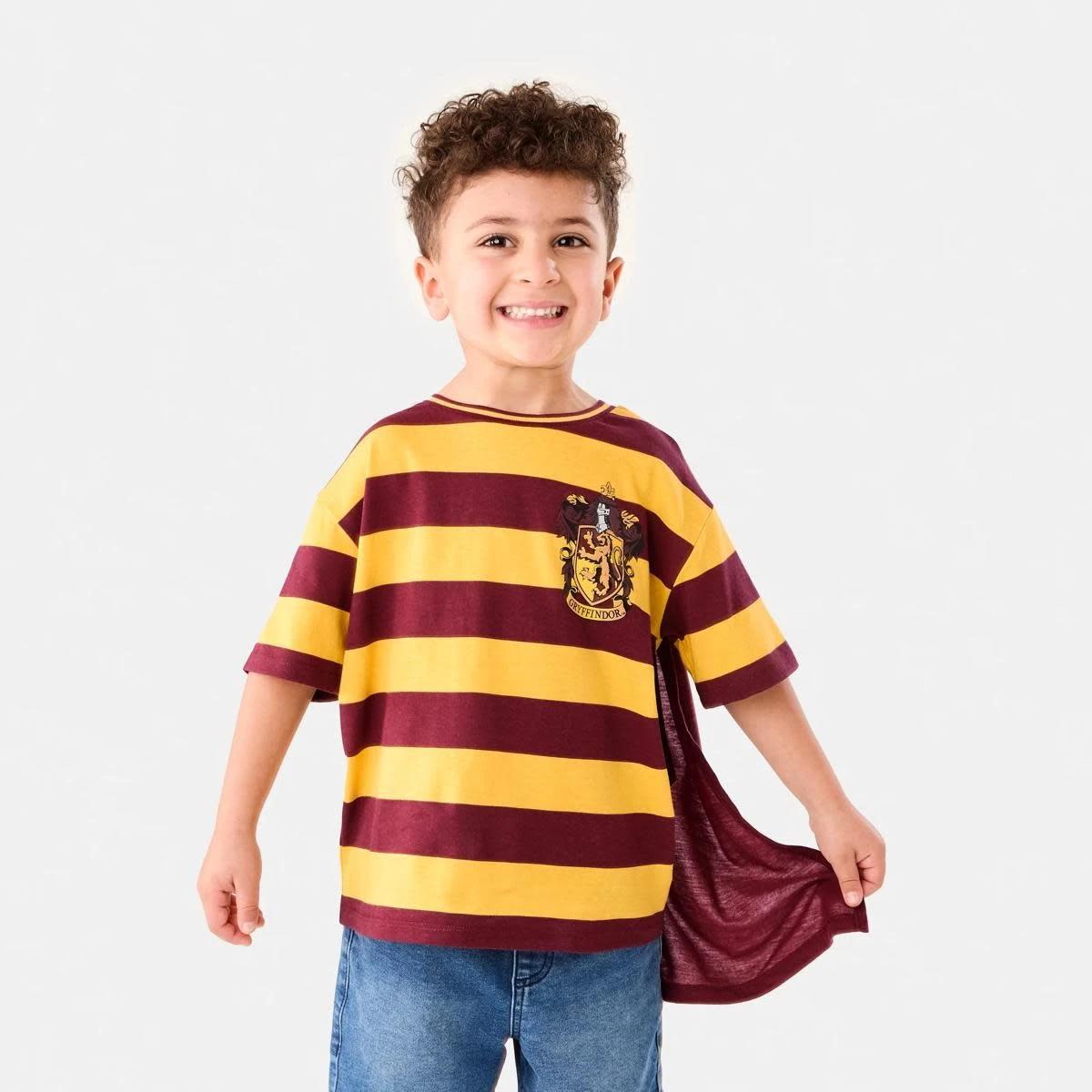1 Harry Potter Character License Cape T-shirt HP GRYFFINDOR POTTER 07, 1 of 10