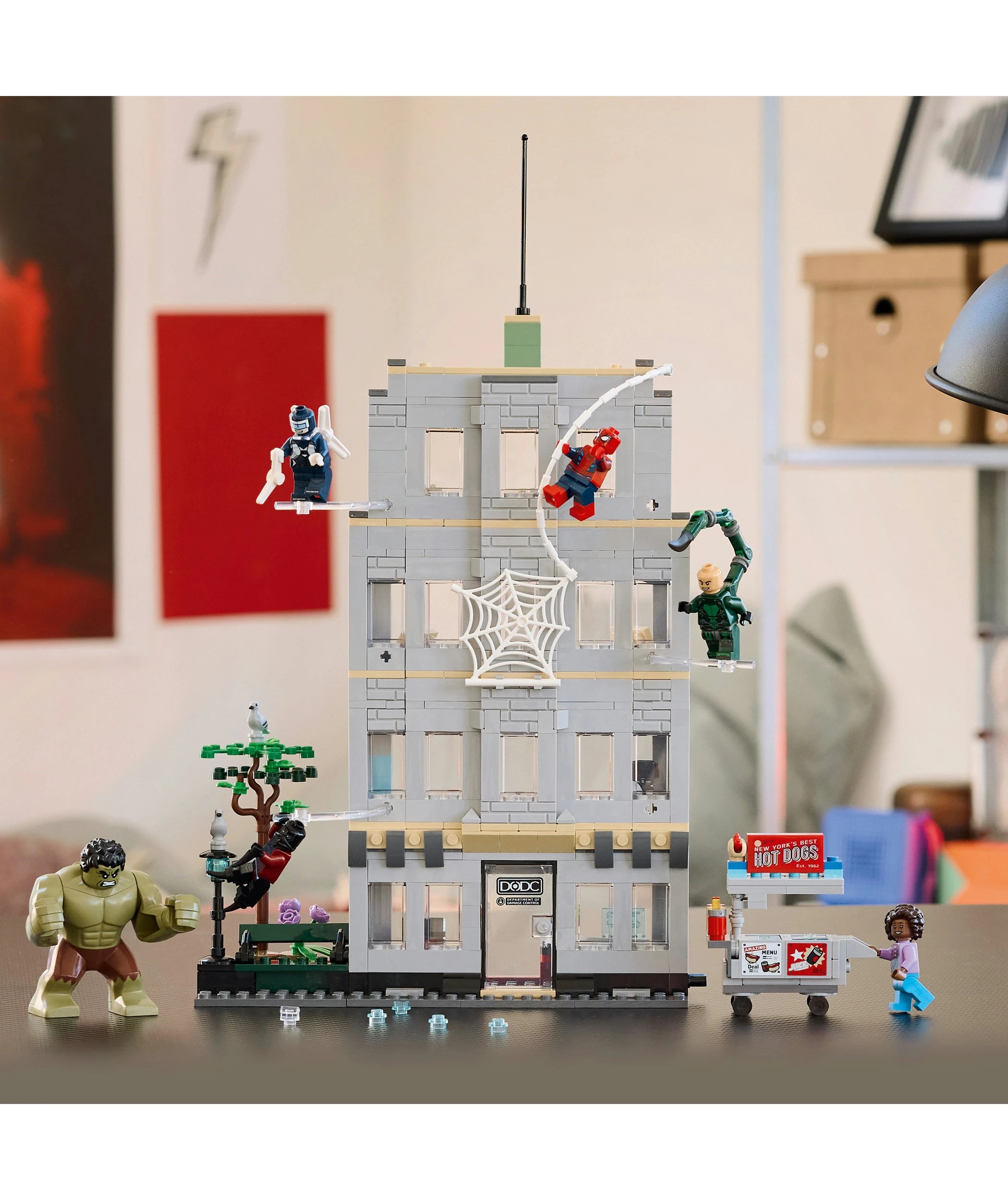 8 LEGO Super Heroes Spider-Man vs. Hulk Epic Clash 76350, 8 of 9