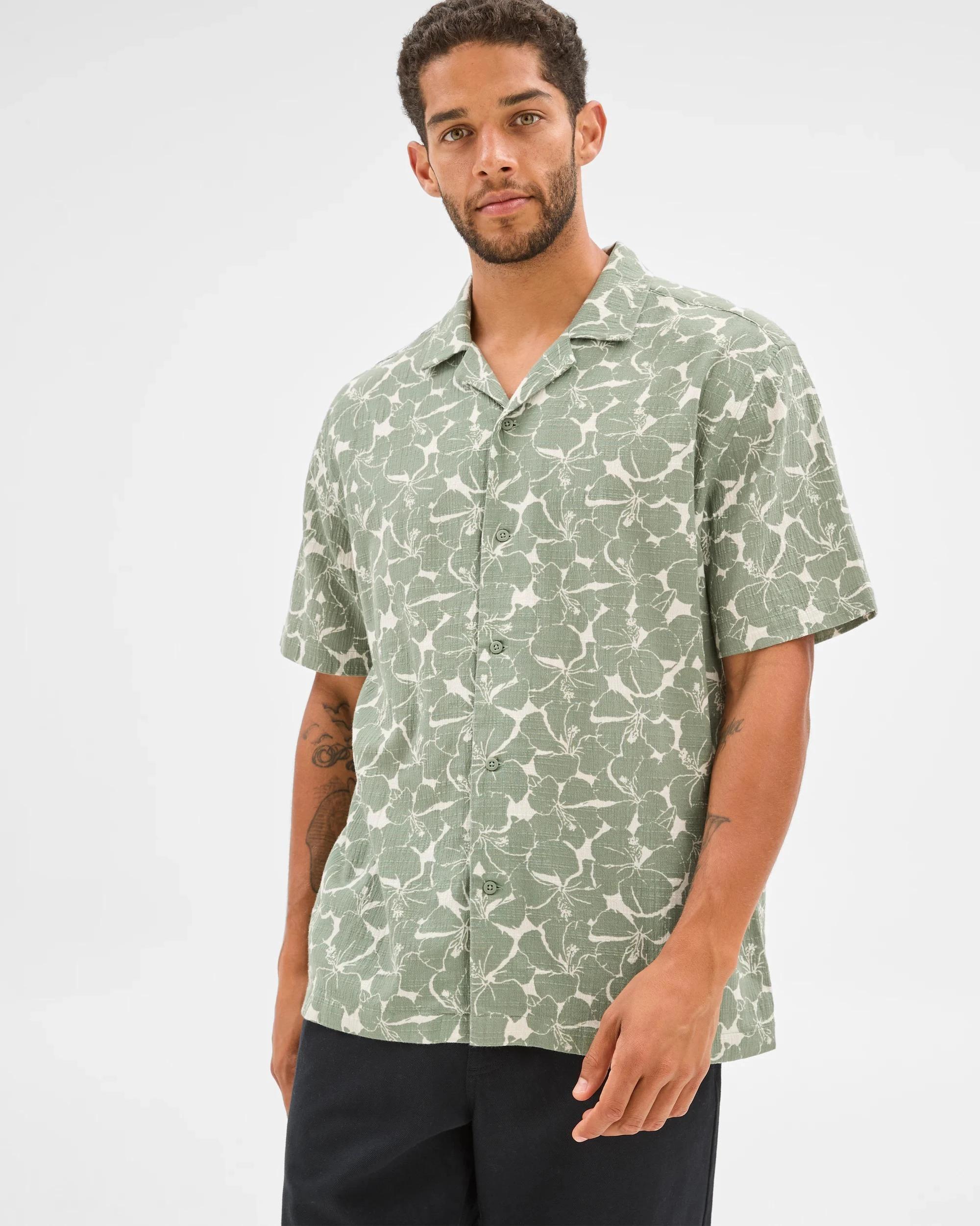2 Target Crinkle Print Shirt GREEN, 2 of 6