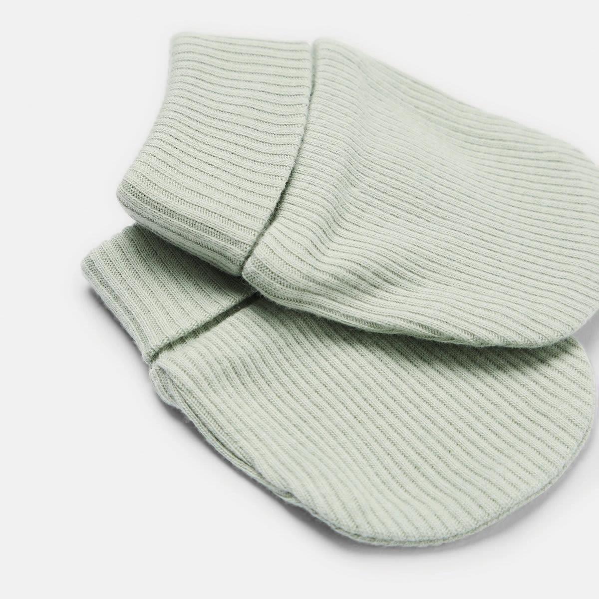 7 4 Pack Organic Cotton Unisex Hat and Mitten Set Gumleaf A, 7 of 10