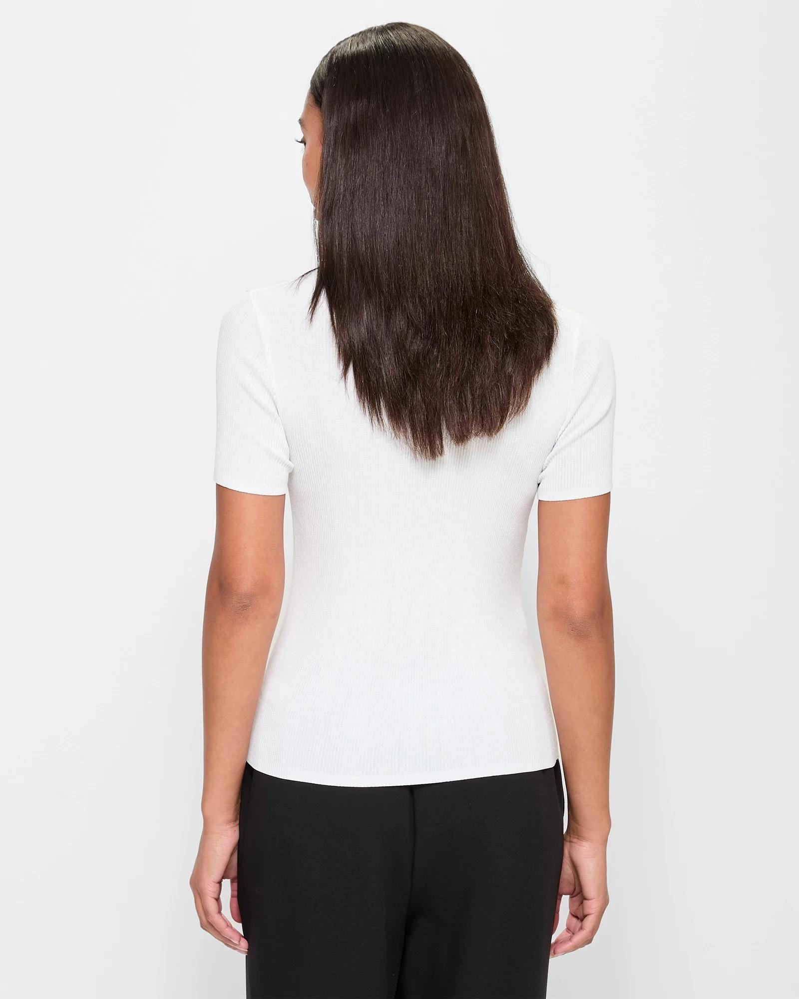 4 Ultimate Ribbed Knit T-Shirt - Preview CLOUD DANCER, 4 of 5