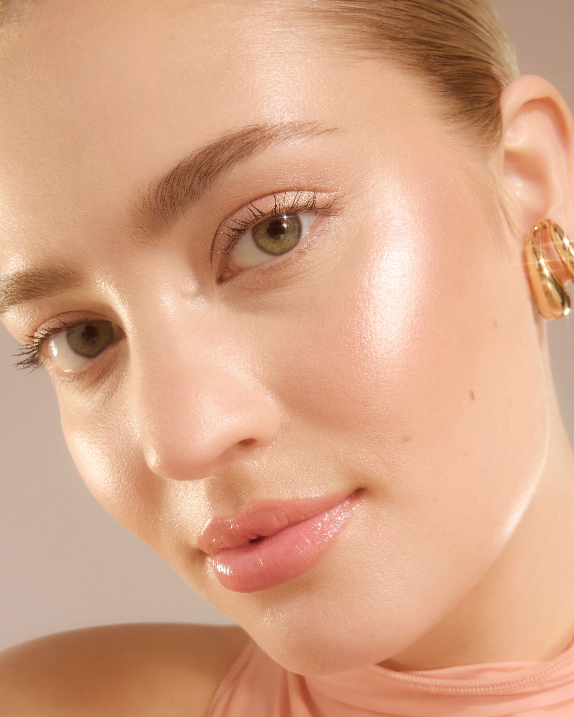 4 e.l.f. Halo Glow Highlighter - Soft Pearl Era, 4 of 6
