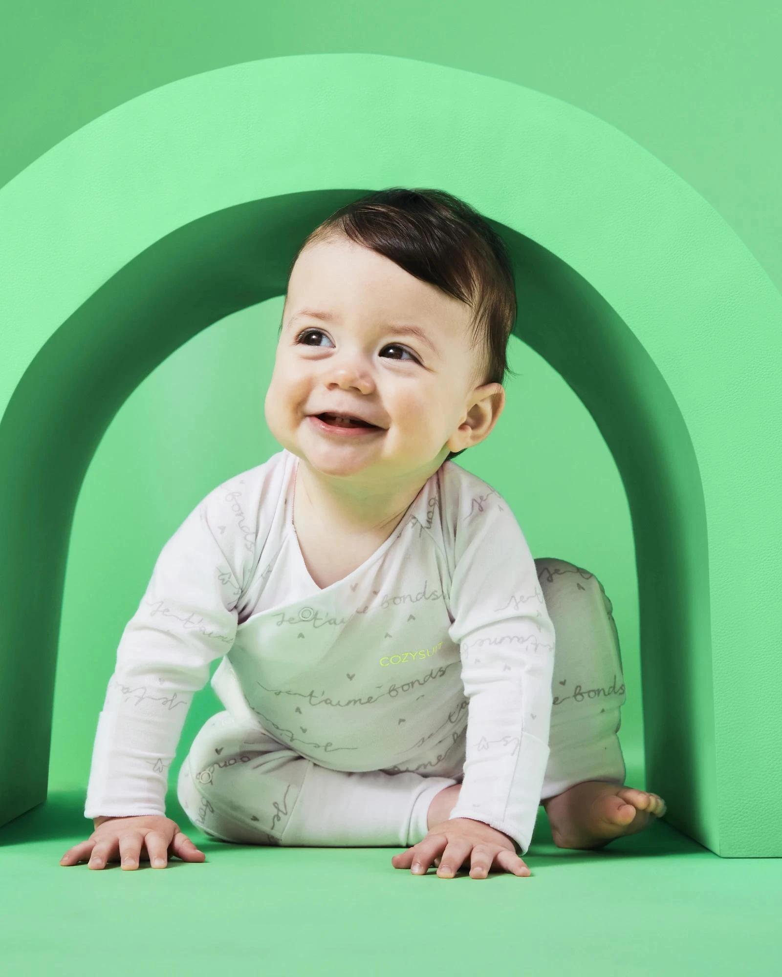 2 Bonds Baby Newbies Cozysuit Coverall WHITE, 2 of 5