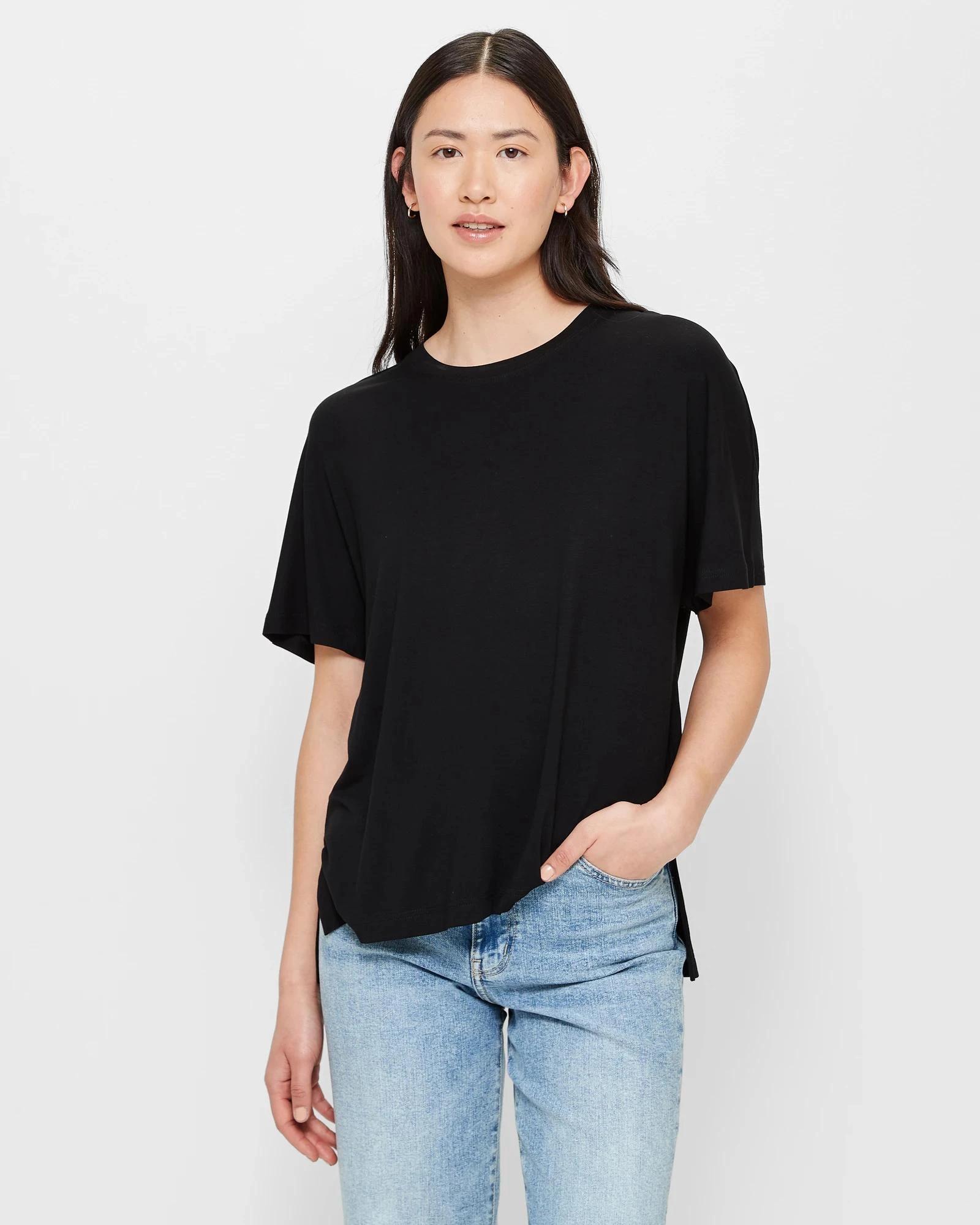 1 Target Slouchy Crew T-Shirt BLACK, 1 of 10