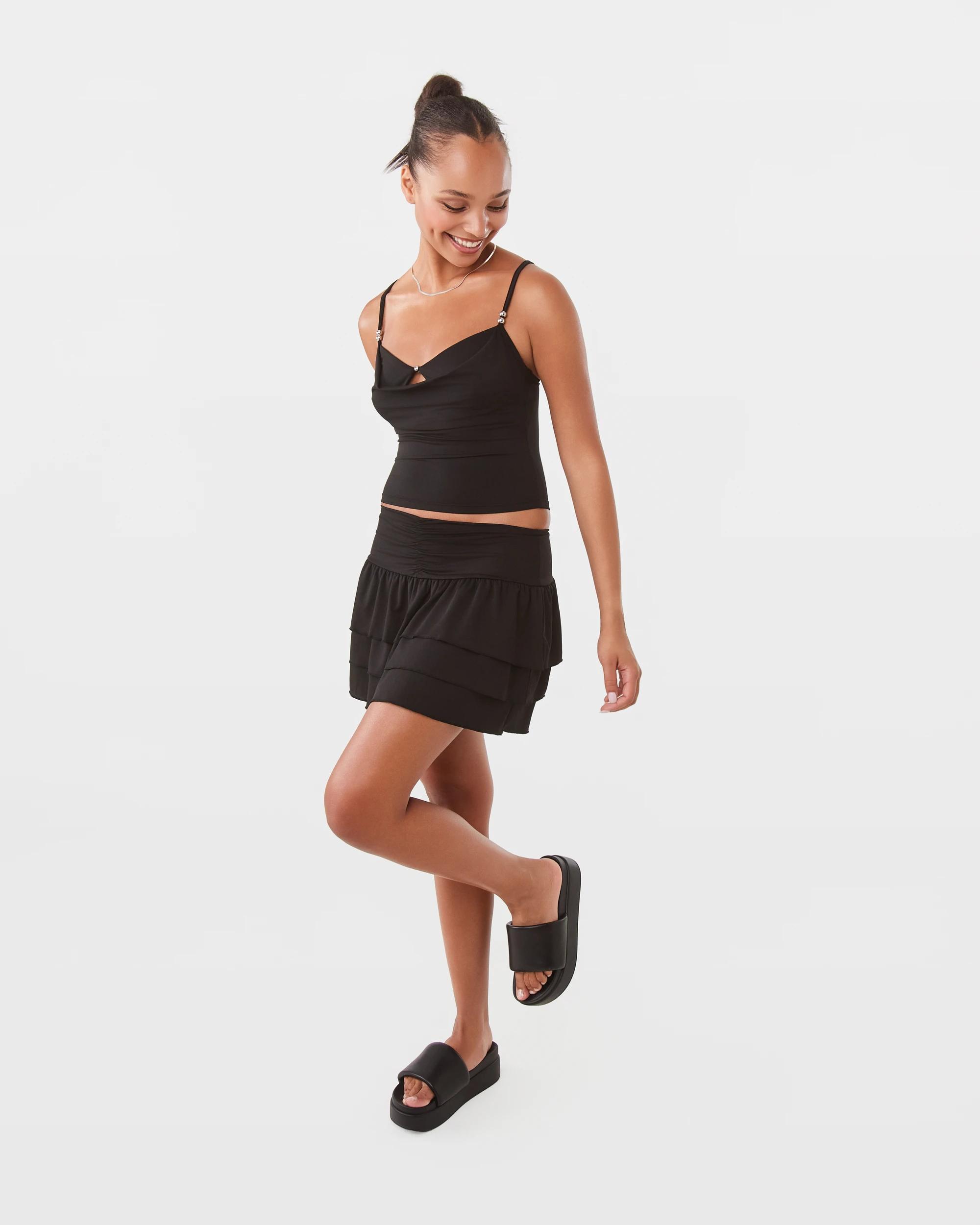 3 Sleeveless Cut Out Bead Tank Black, 3 of 8