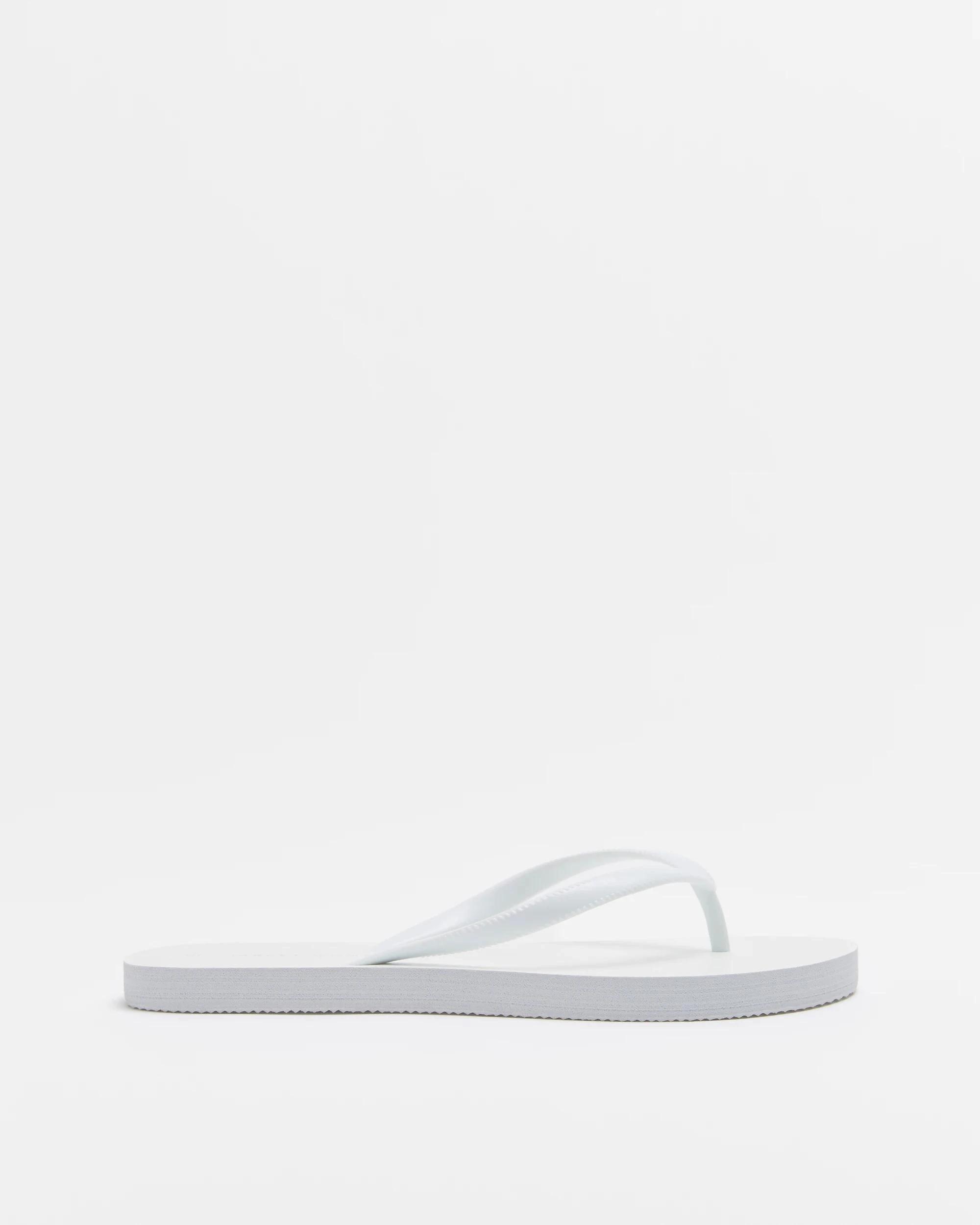 1 Target Woman Womens Everyday Thongs WHITE, 1 of 3