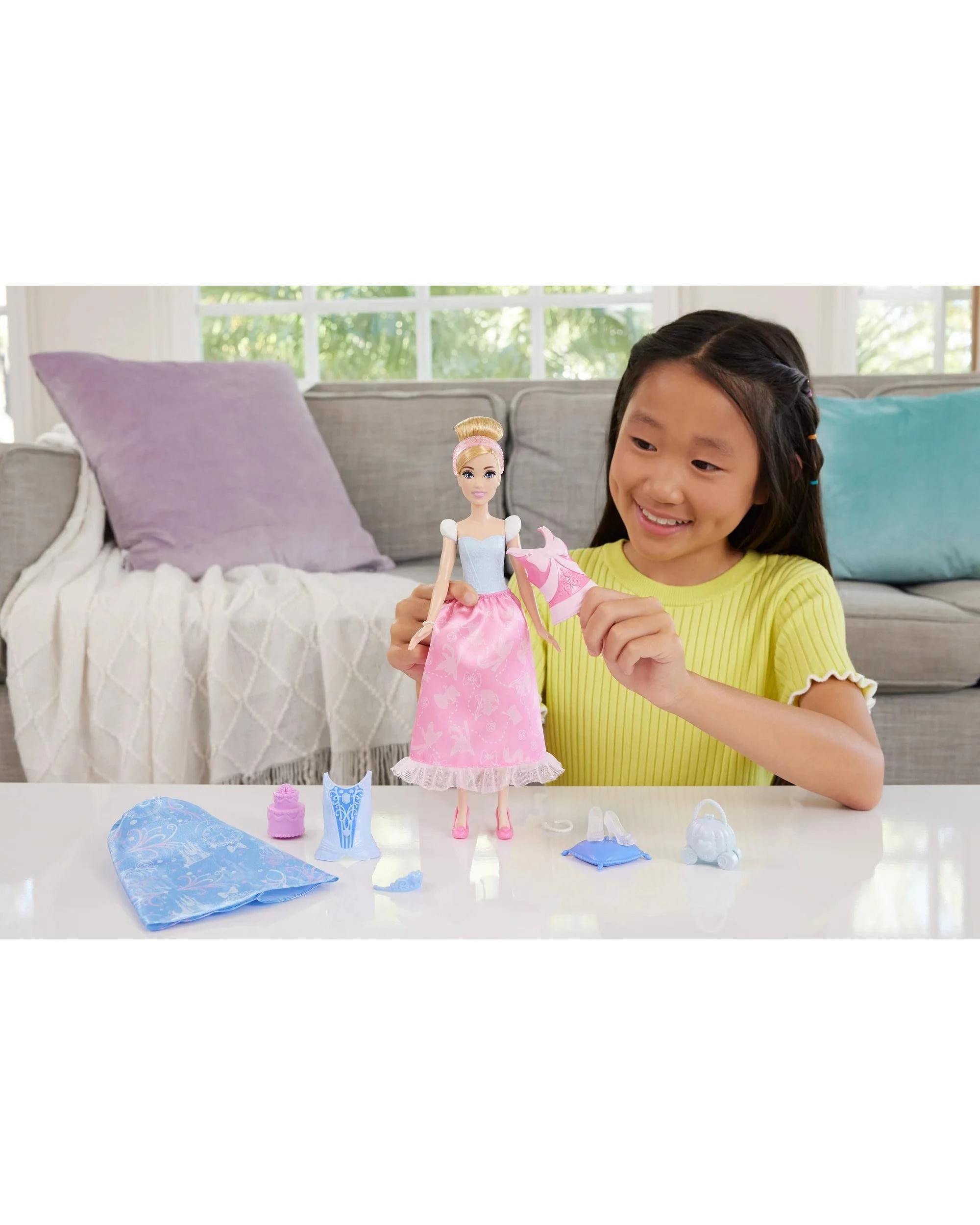 8 Disney Princess 2-in-1 Stories Cinderella Fashion Doll, 8 of 8