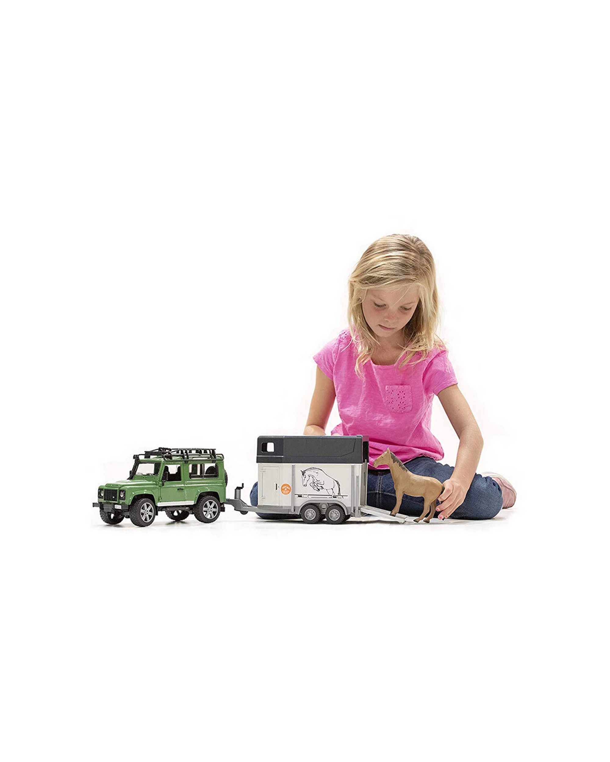 3 Bruder 1 16 Land Rover Defender Station Wagon Kids Toy With Horse Trailer - Green, 3 of 4