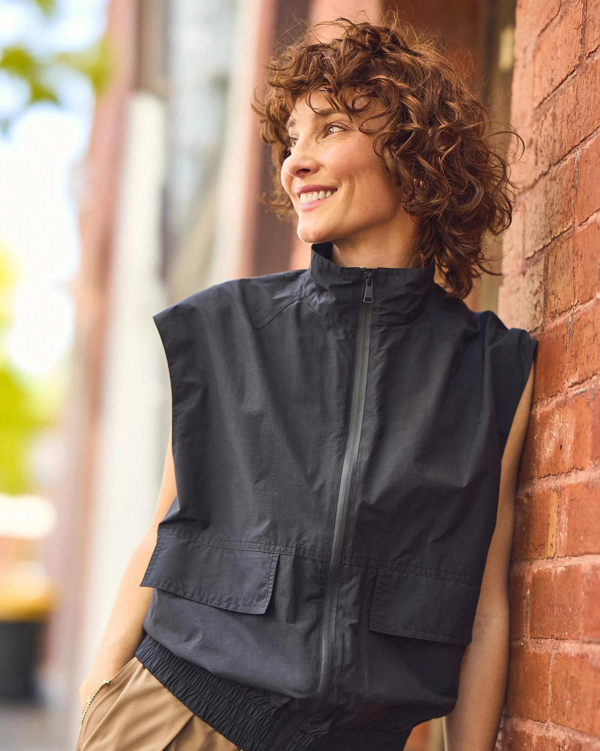 8 Target Active Active Australian Cotton Blend Funnel Neck Woven Vest BLACK, 8 of 8