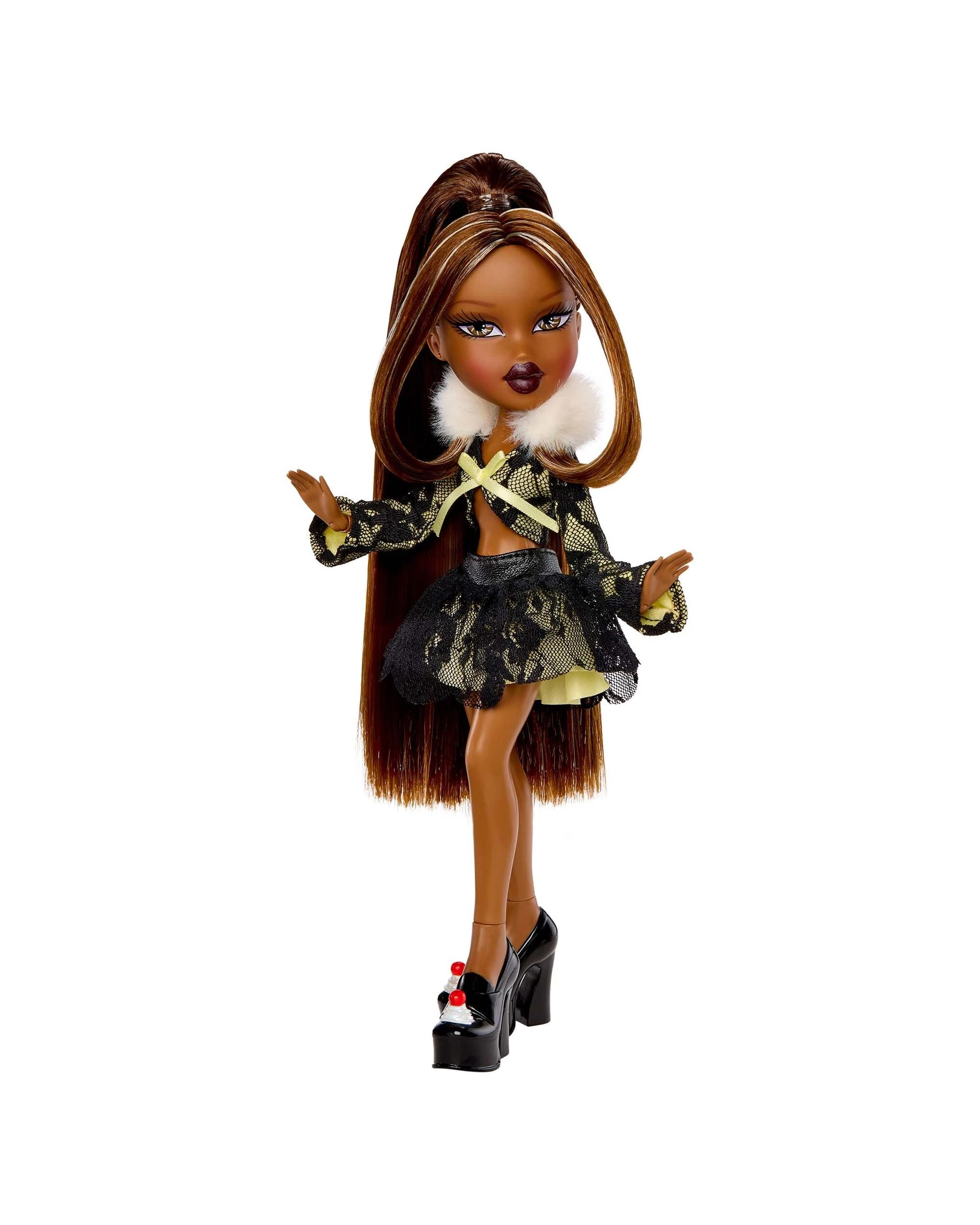 2 Bratz Stylin' Birthdayz Sasha Doll, 2 of 5