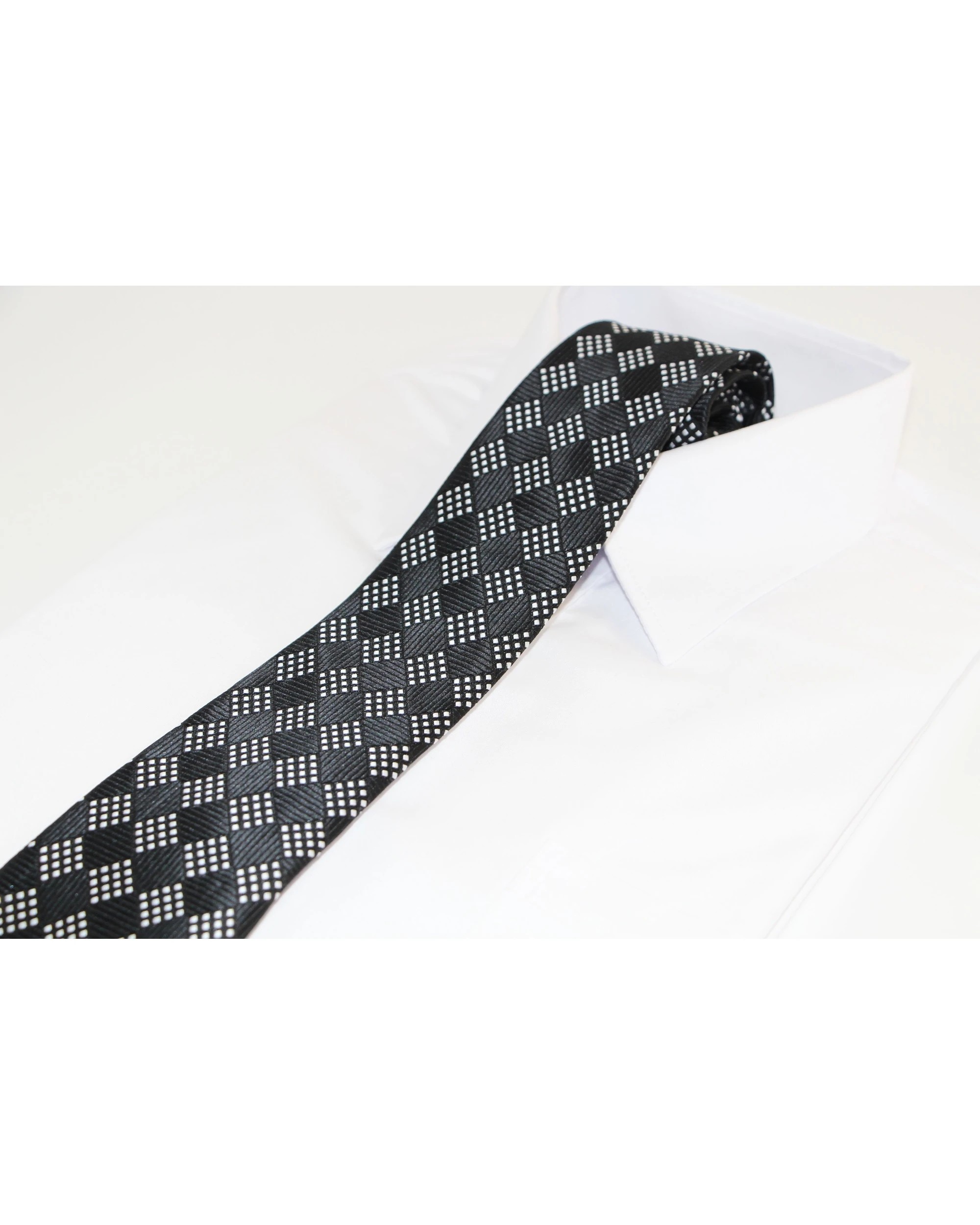 1 Zasel Mens Black & White Square Patterned 8cm Neck Tie, 1 of 2