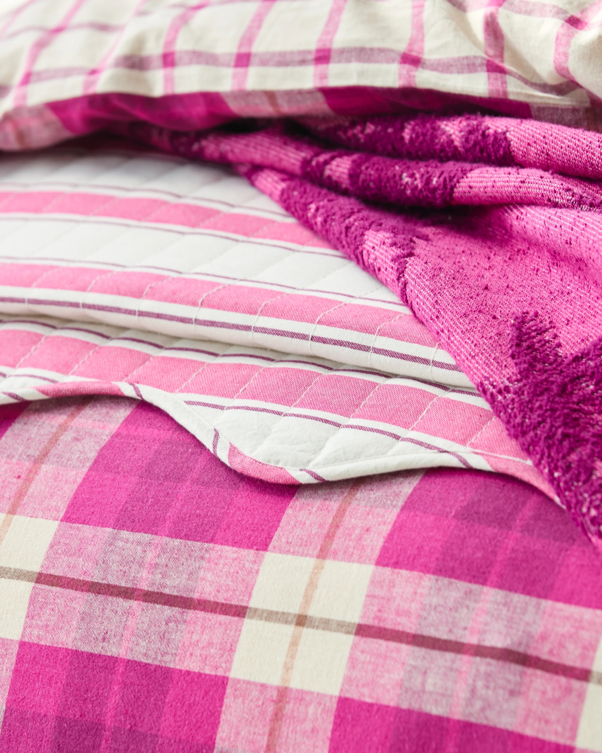 8 Target Aster Check Linen/Coton Quilt Cover Set - Queen Bed - Pink, 8 of 10