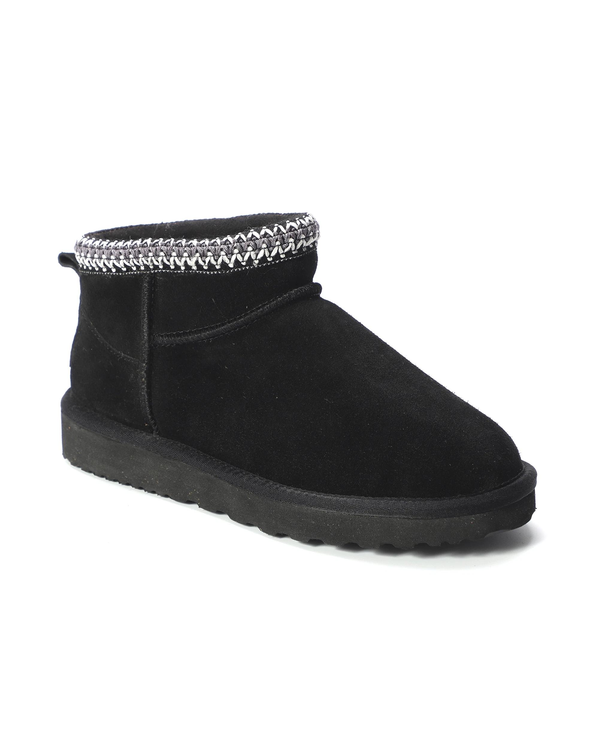 1 AUS WOOLI Altona Sheepskin Ankle Braid UGG Boots BLACK, 1 of 6