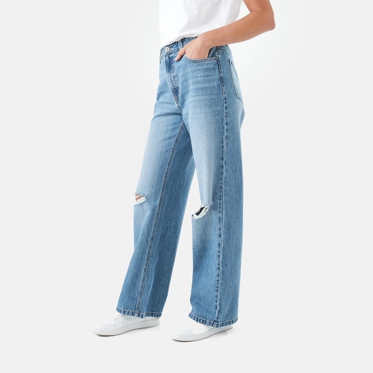 5 Distressed Straight Jeans Mid Wash, 5 of 9
