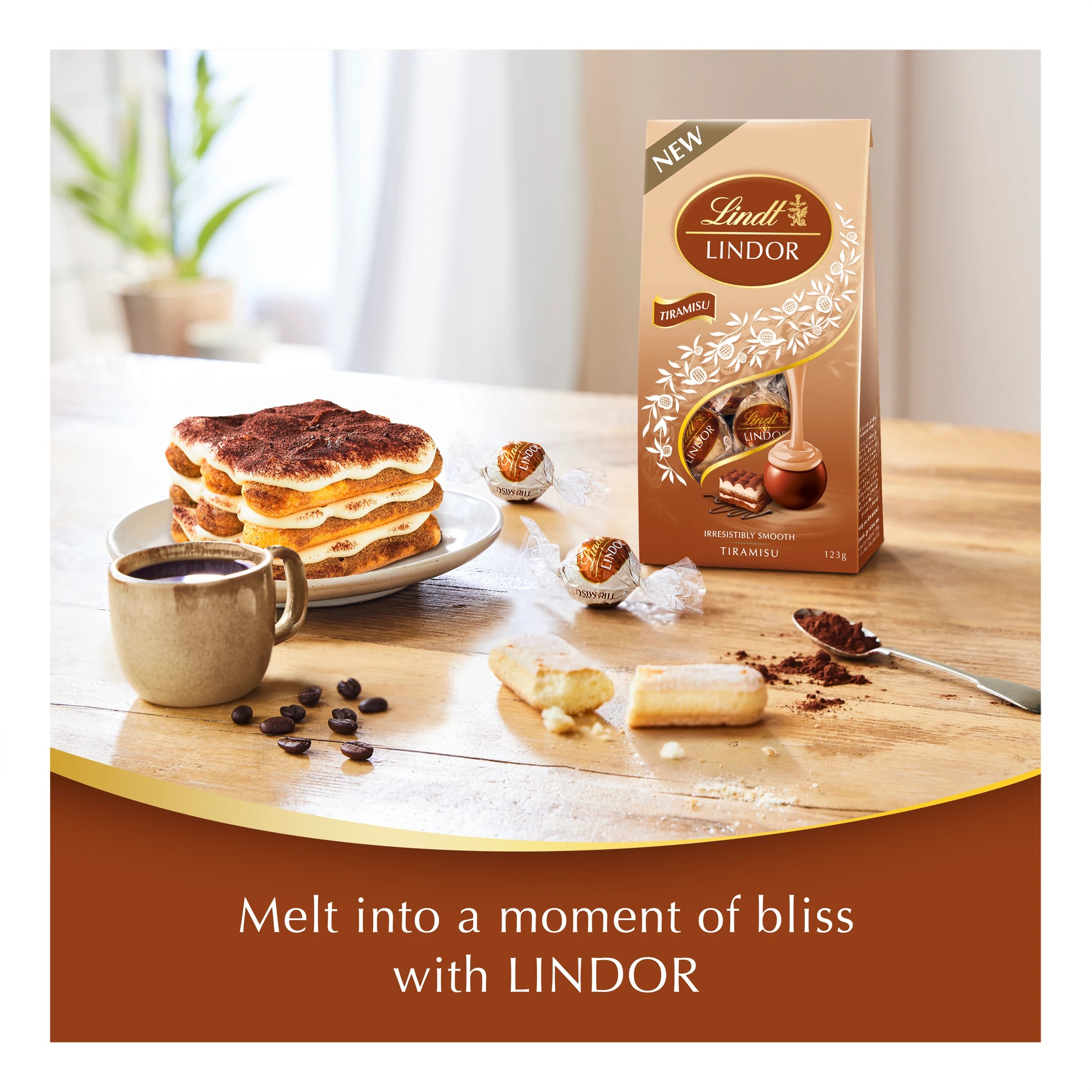 10 Lindt LINDOR Tiramisu Bag 123g, 10 of 10