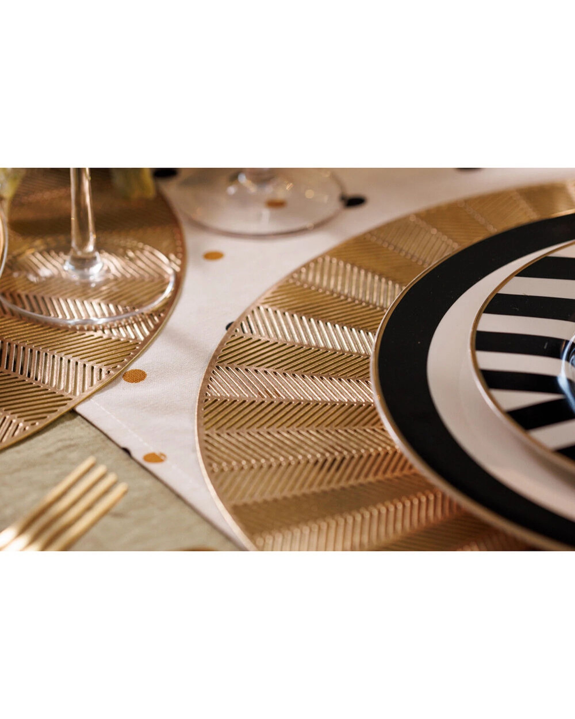 2 Mikasa 4pc Round PU Kitchen Table Placemat Set - Gold, 2 of 7