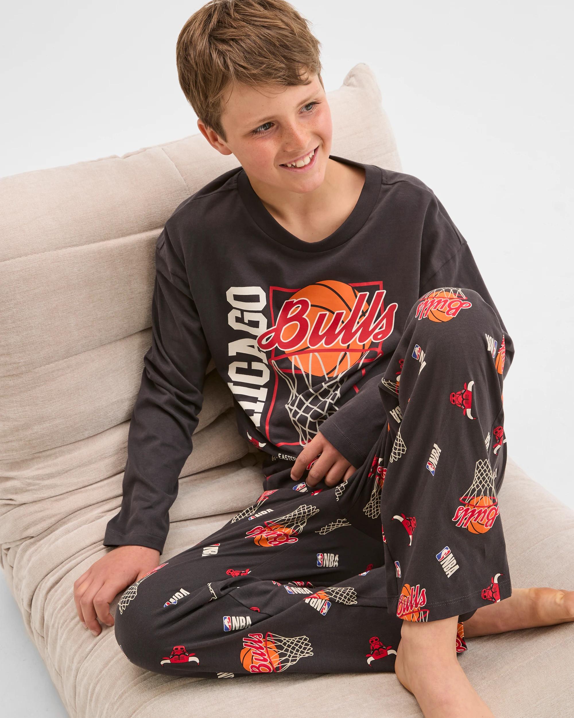 6 NBA Australian Cotton Jersey Older Boys Oversized Pyjama Set NBA BULLS, 6 of 9