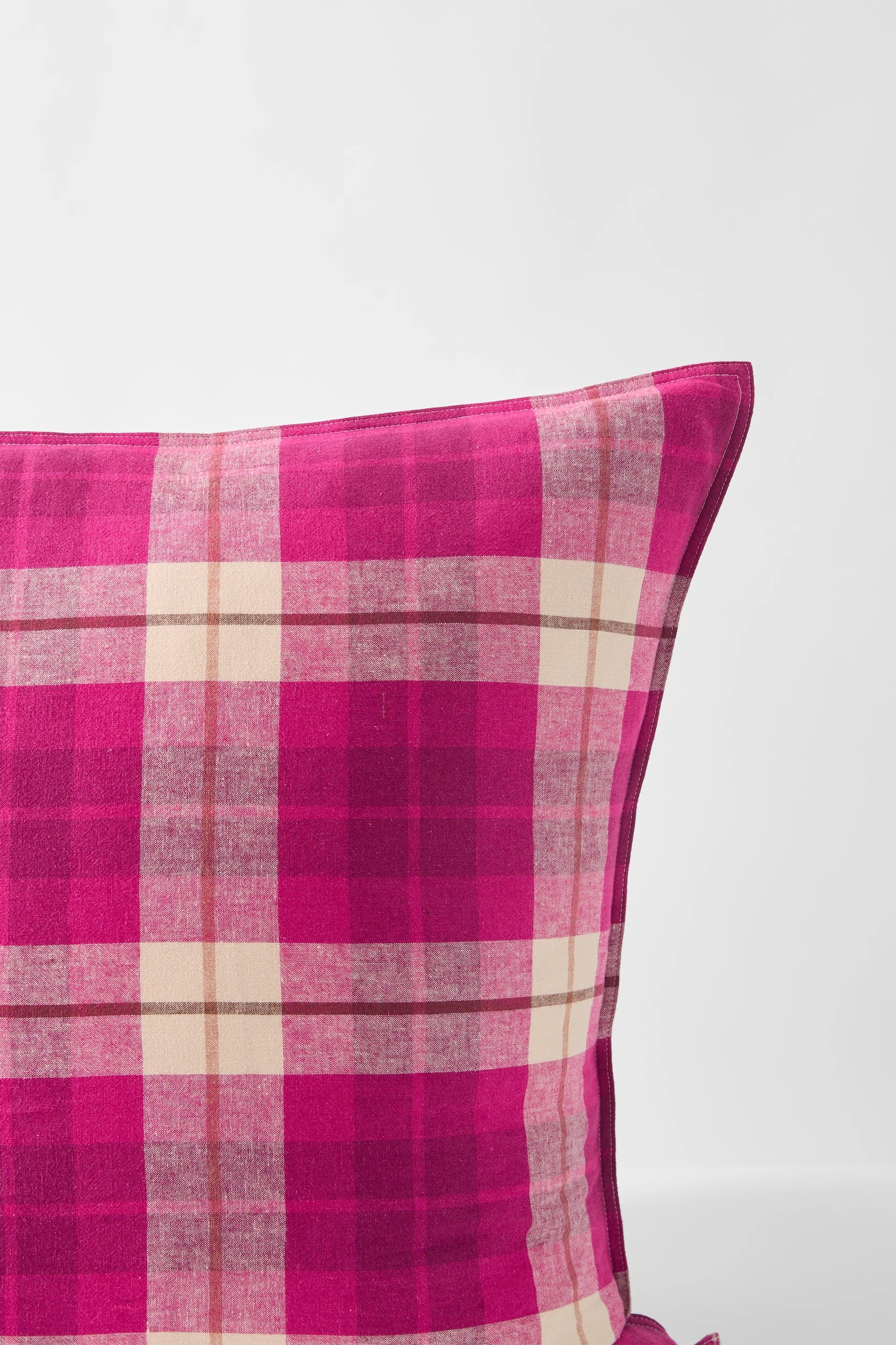4 Target Aster Check Linen/Coton European Pillowcase - One Size - Pink, 4 of 4