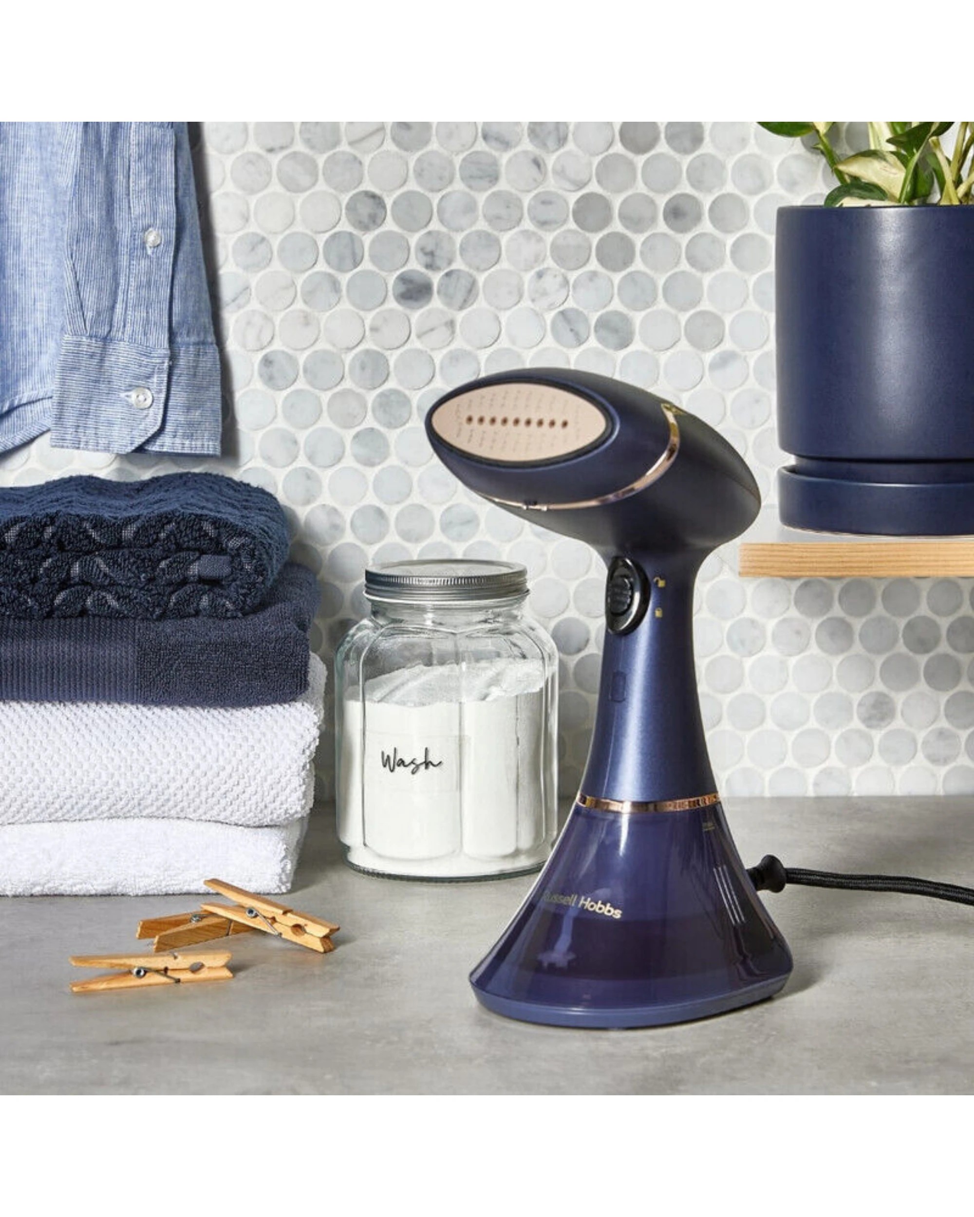 2 Russell Hobbs Handheld Supreme Garment Steamer, 2 of 4