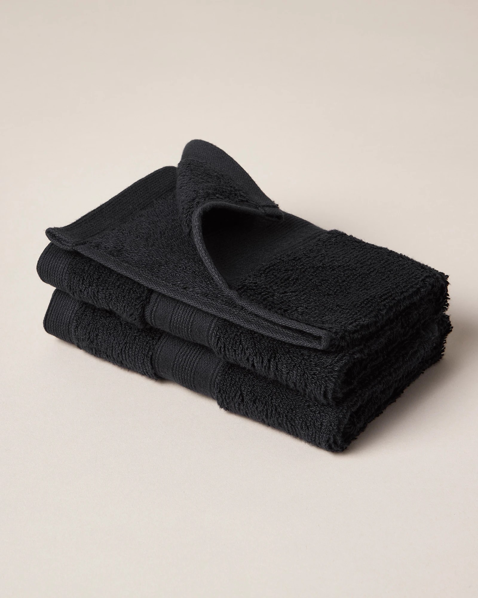 4 2 Pack Grandeur Face Washers
 - Black, 4 of 6