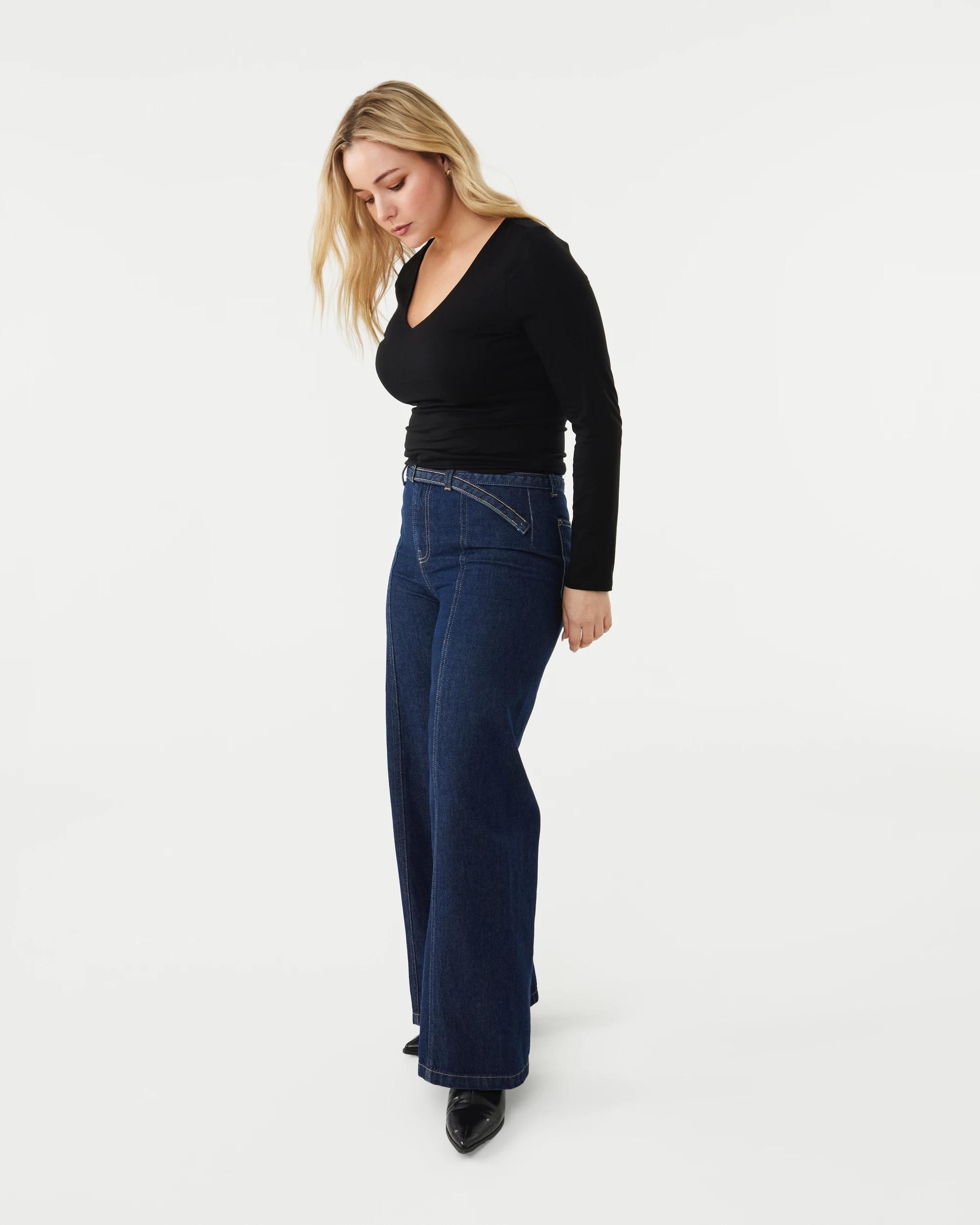3 Long Sleeve V-Neck Top Black, 3 of 6