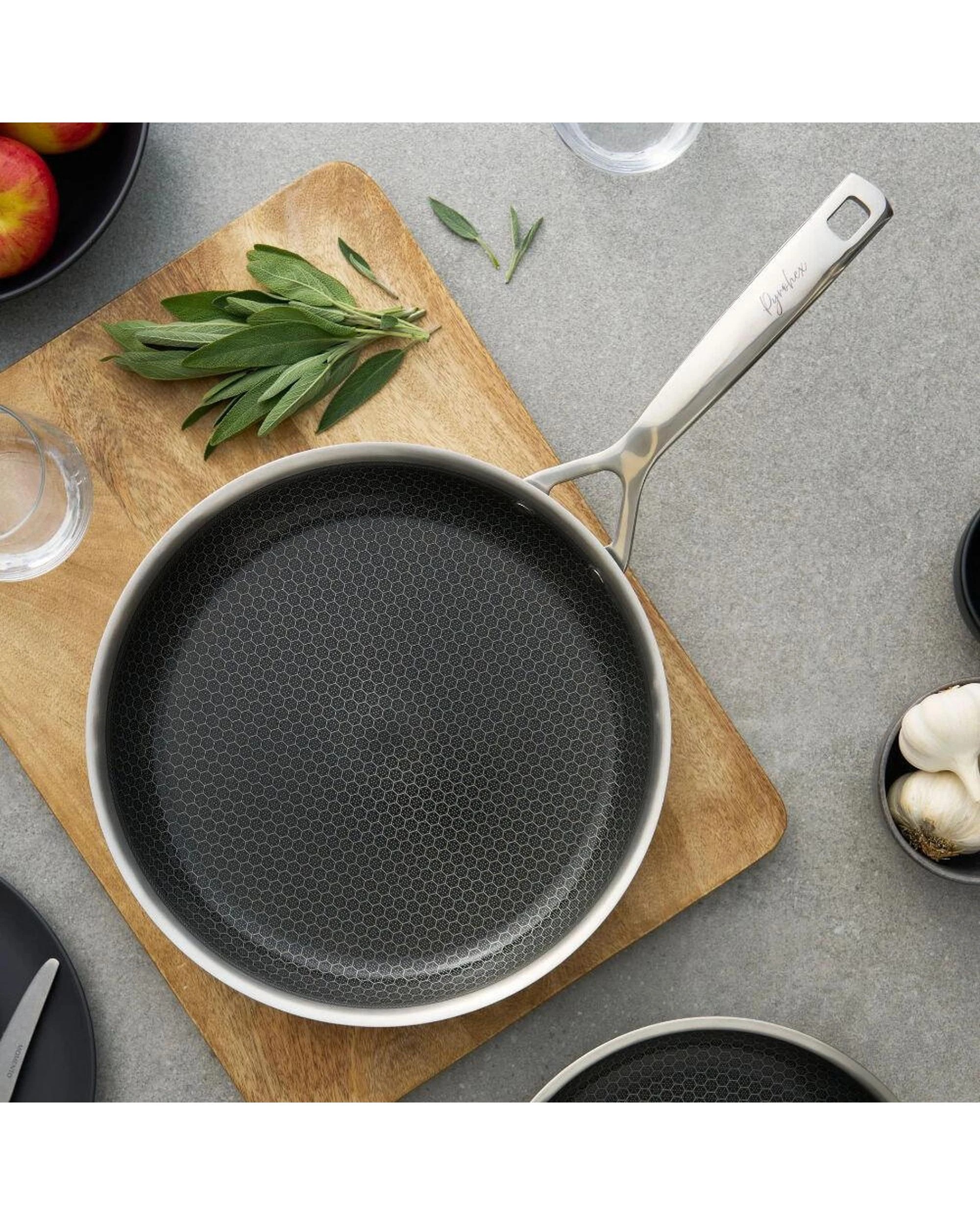 4 Pyrolux Pyrohex 2 Piece 26cm & 32cm Frypan Set  2pc, 4 of 5