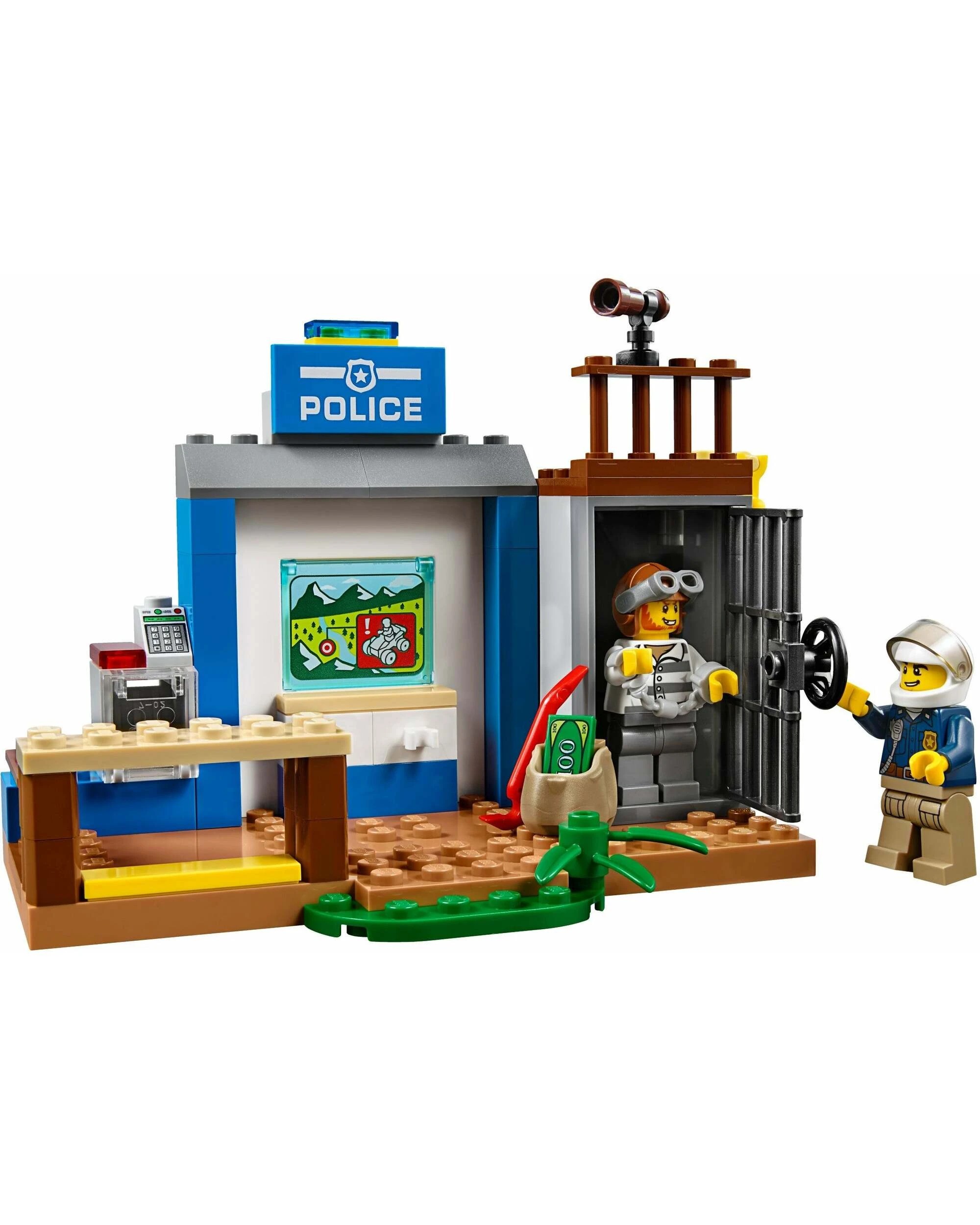 2 LEGO 10751 Mountain Police Helicopter Chase, 2 of 5