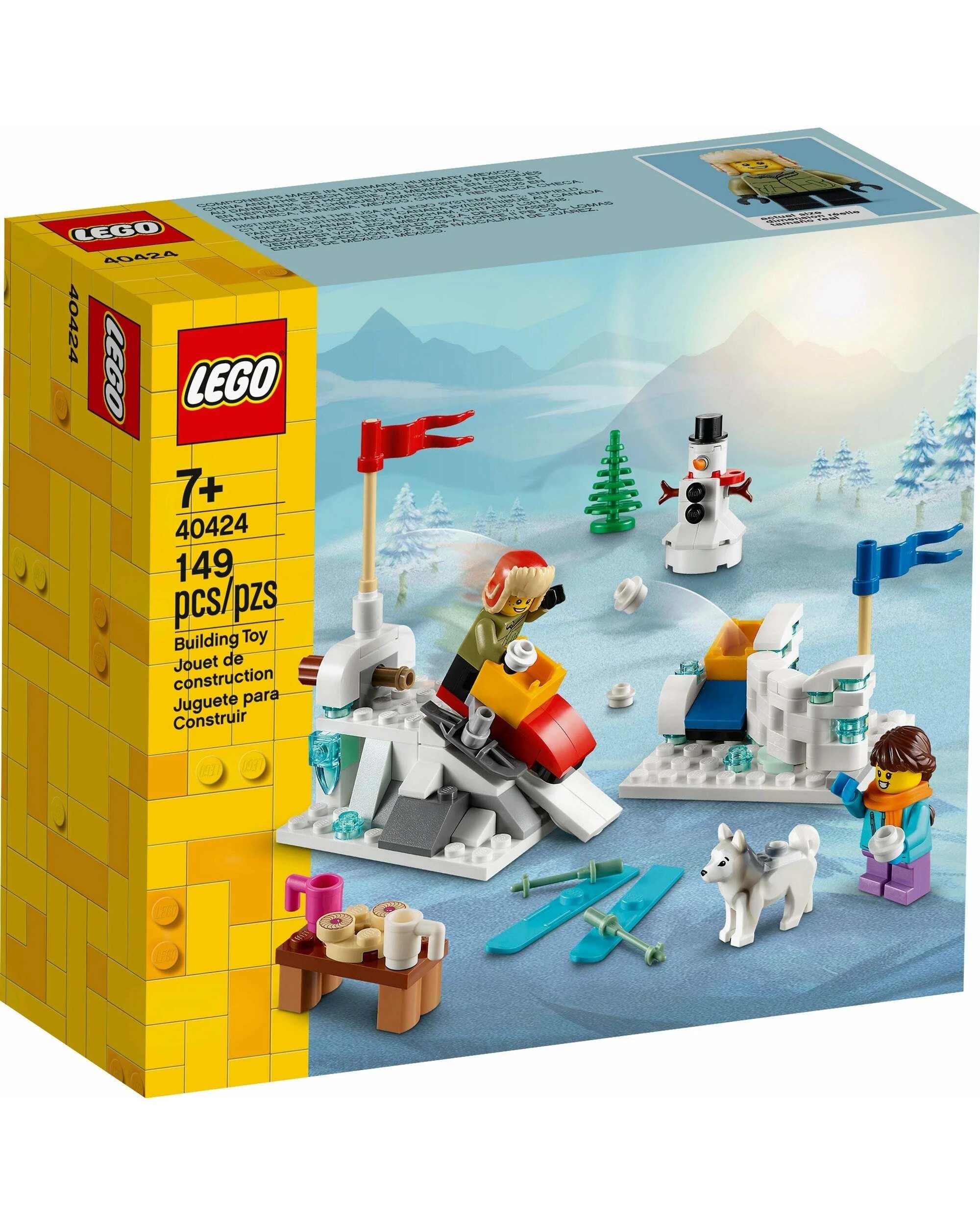 1 LEGO 40424 Winter Snowball Fight Playset with Minifigures, 1 of 1