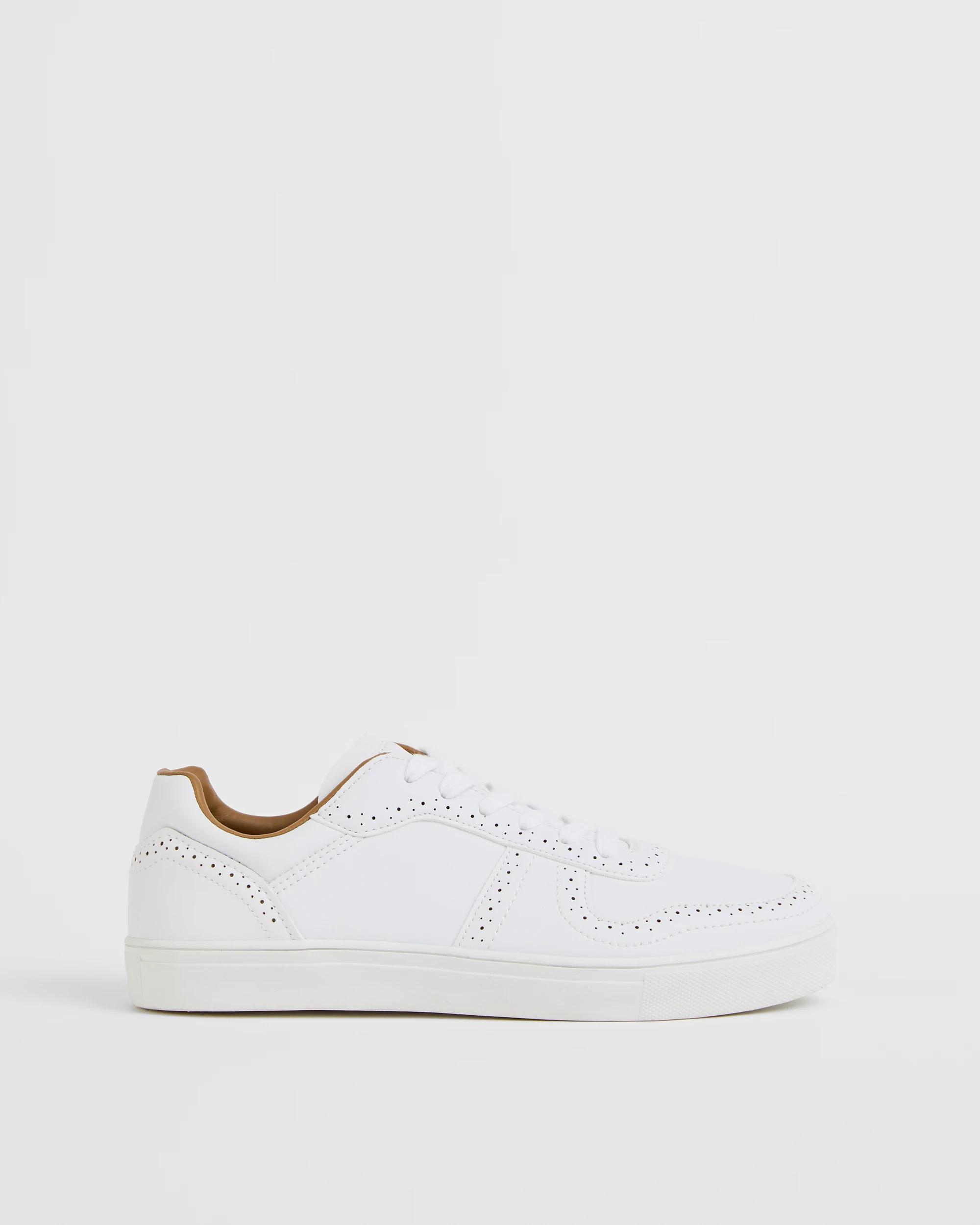 1 Target Man Broque Sneakers WHITE, 1 of 3