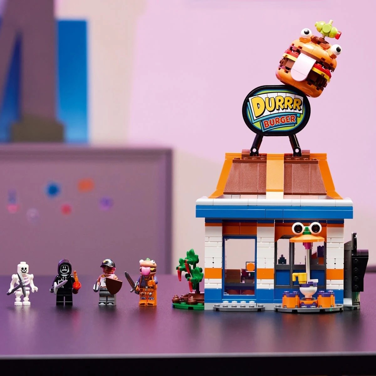 7 LEGO Fortnite Durrr Burger Restaurant 77076, 7 of 10