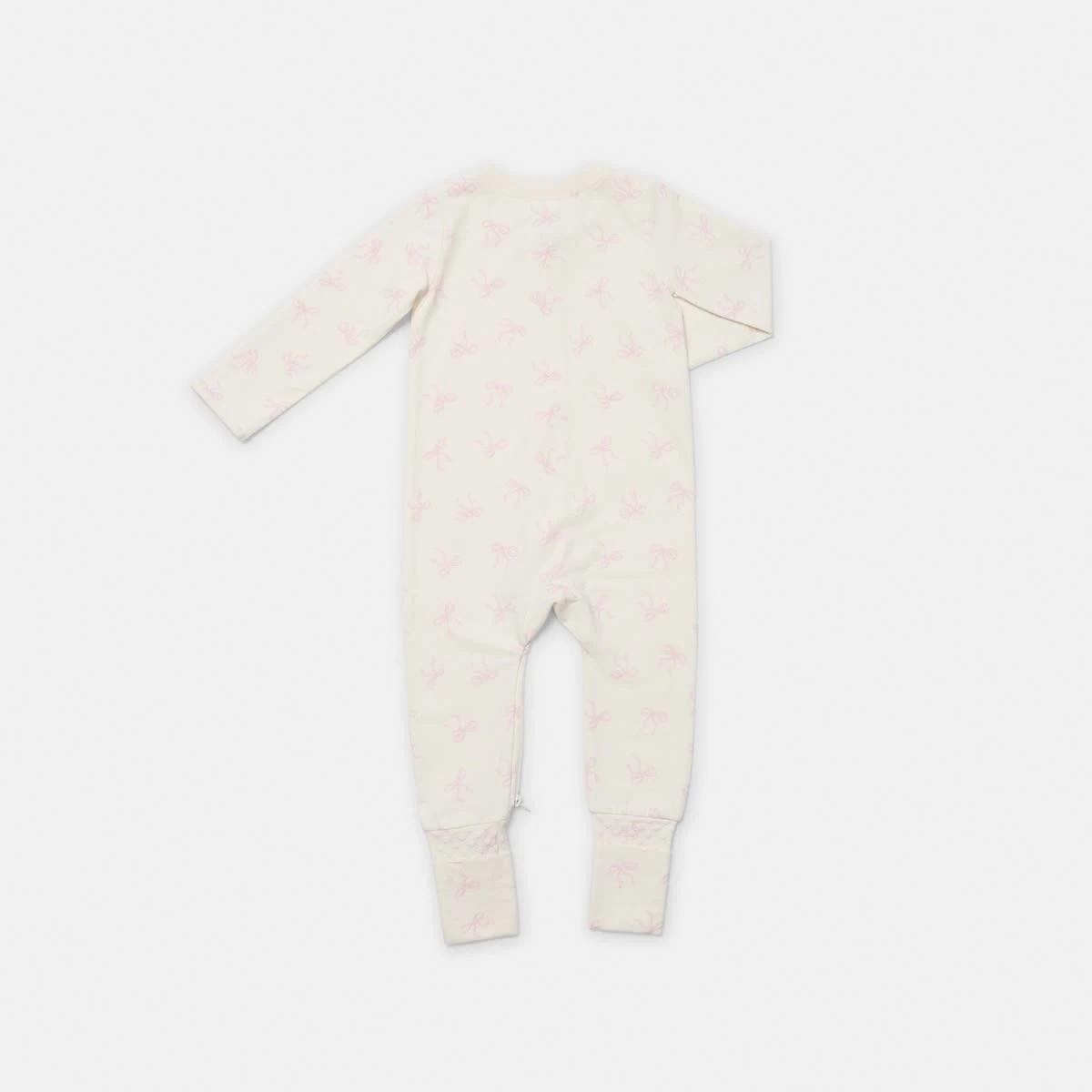 2 Turn Cuff Coverall Whte Bows, 2 of 3
