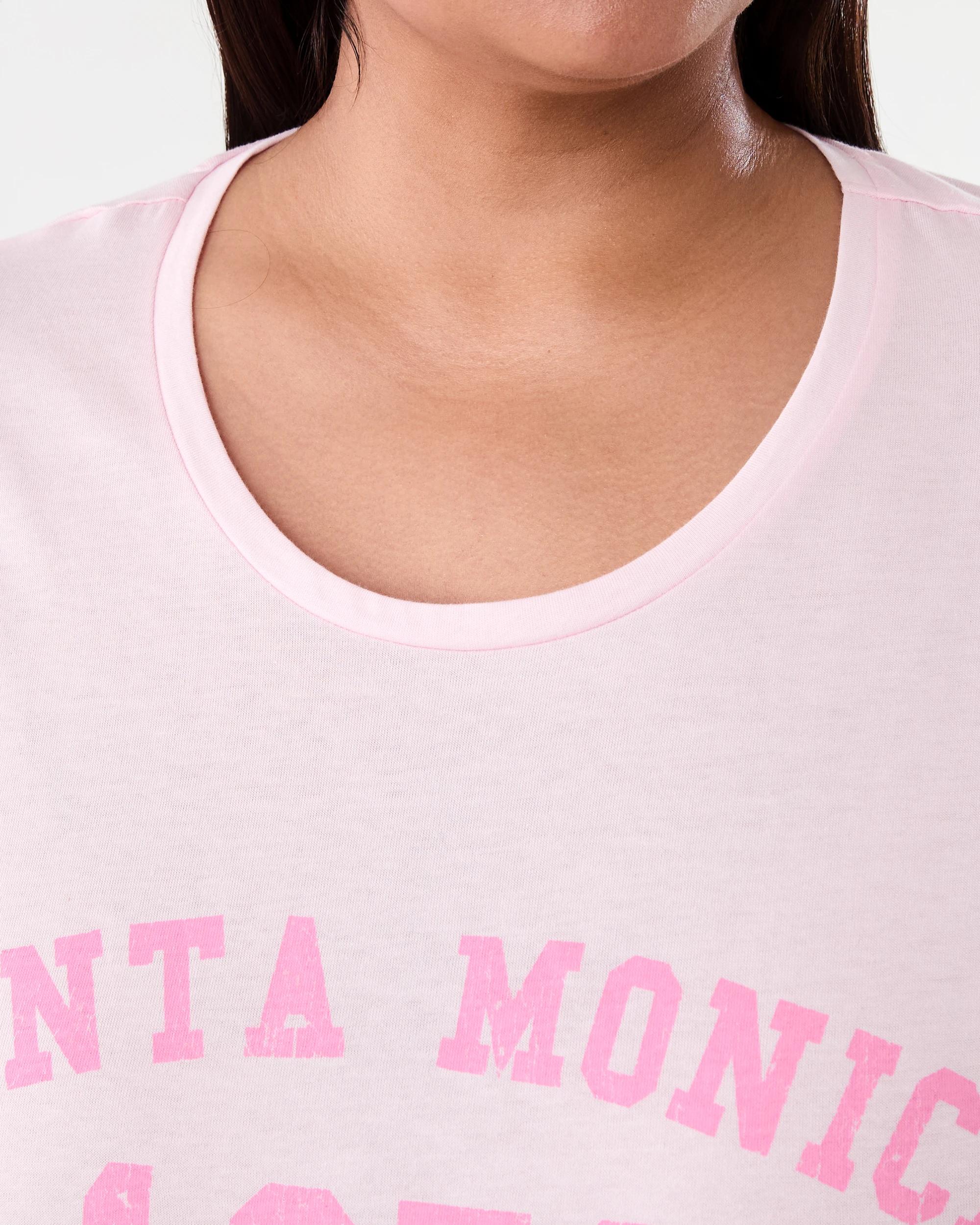 5 Curve Short Sleeve Basic Print T-shirt Santa Mon, 5 of 7