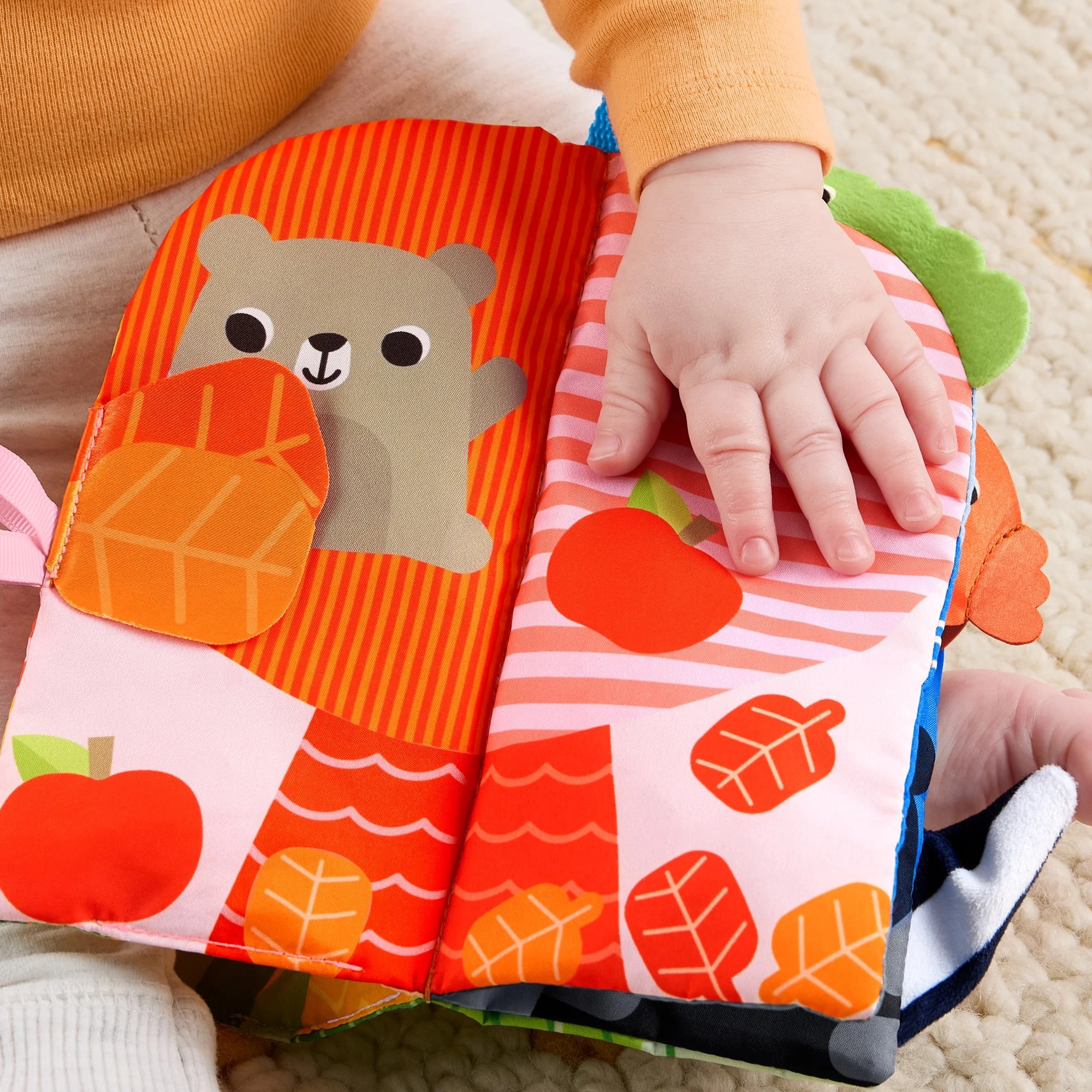 6 Fisher-Price Sensory Seasons Soft Book, 6 of 6