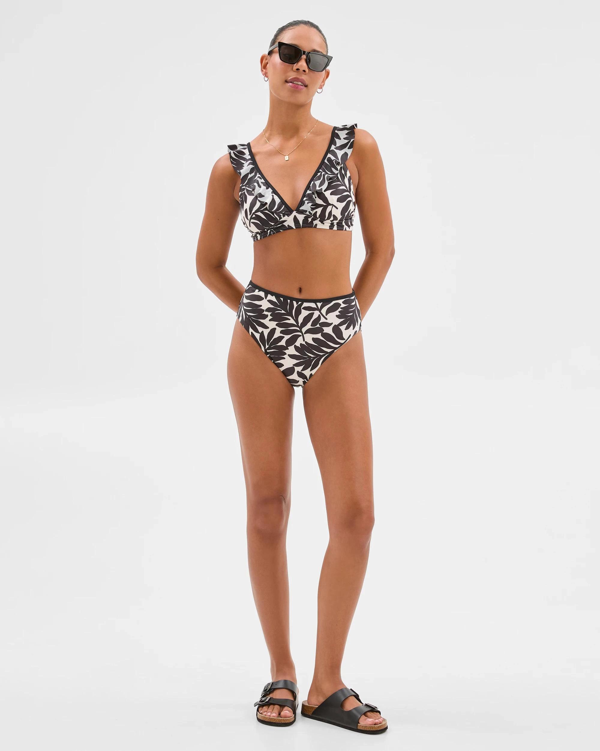 1 Target Resort Smooth Frill Bikini Top BLACK/WHITE PALM, 1 of 6