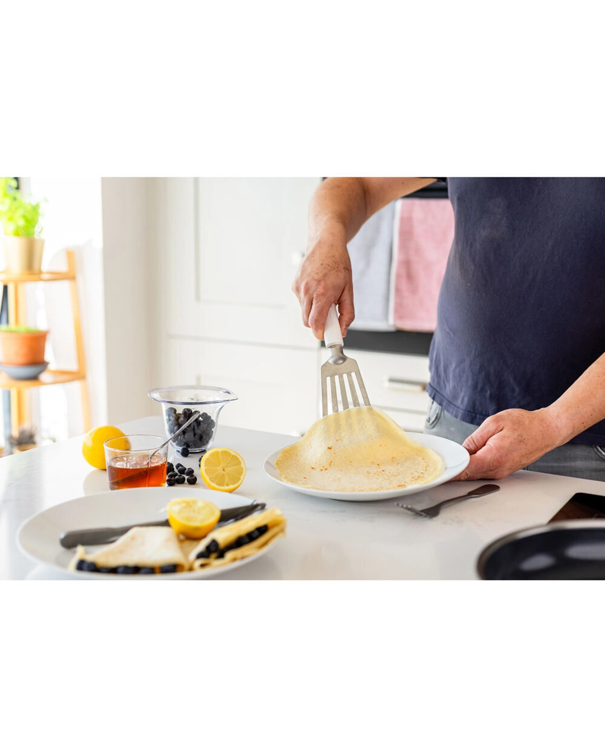 4 KitchenAid Classic Metal Flexible Turner 2PK Resistant Ergonomic Handle - White, 4 of 5
