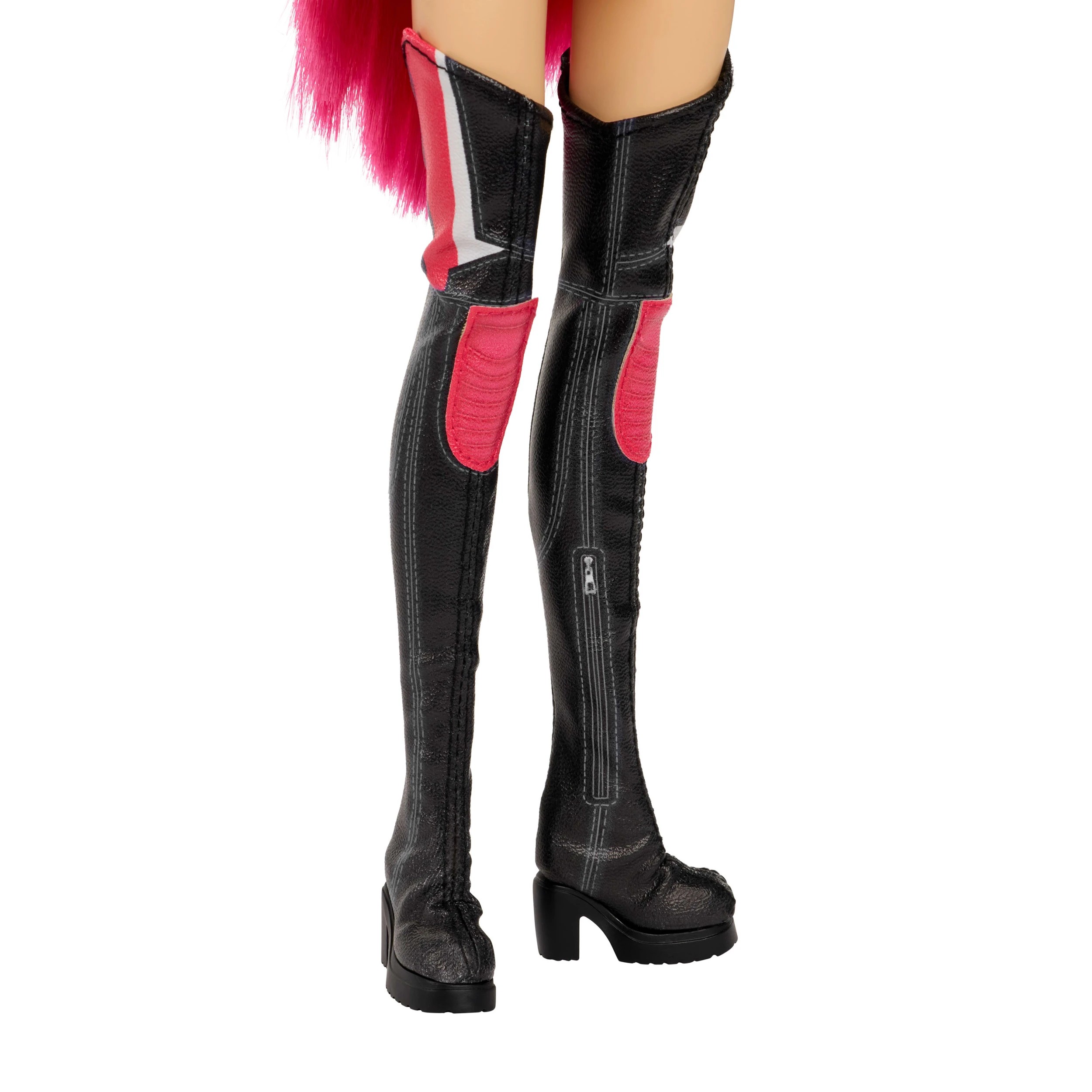 5 KPop Demon Hunters HUNTR/X Mira Fashion Doll, 5 of 6
