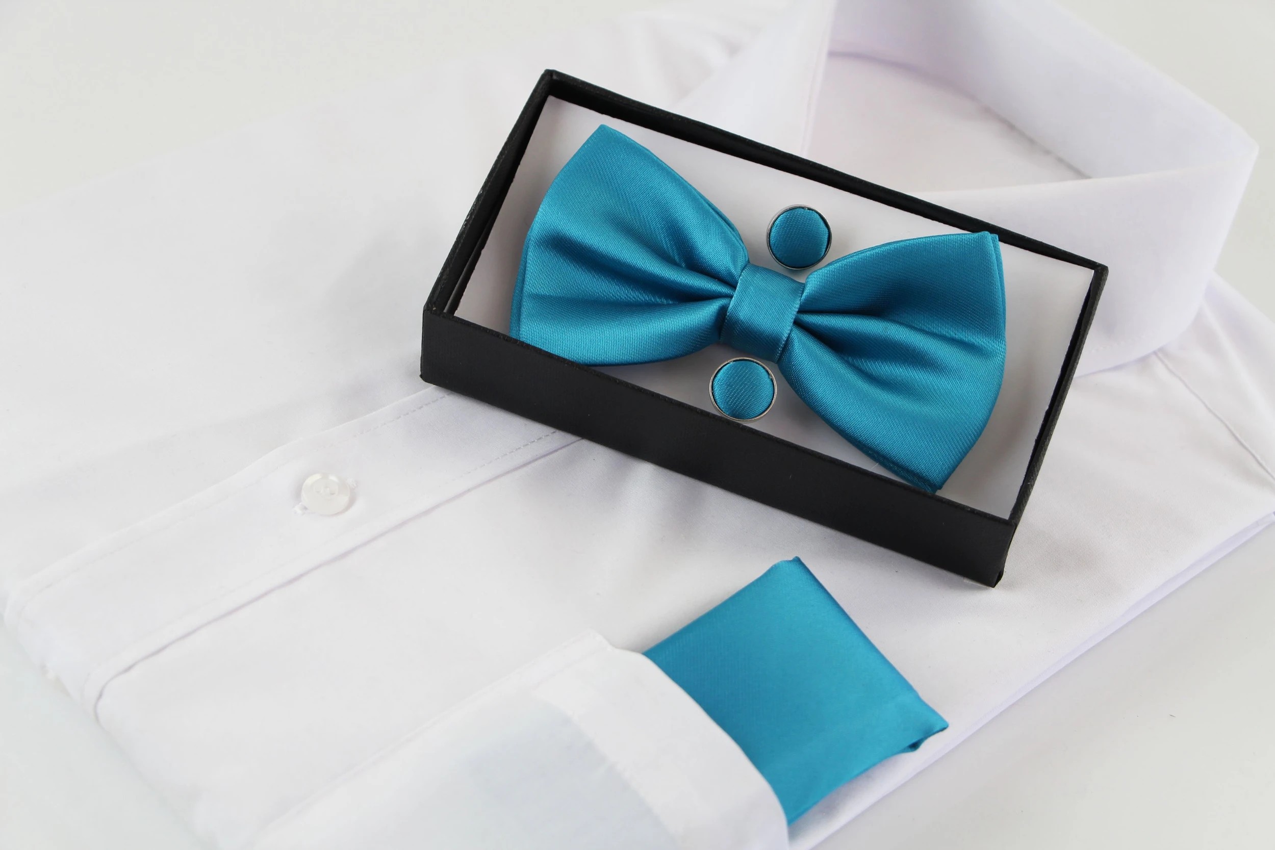 1 Zasel Mens Matching Bow Tie, Pocket Square & Cuff Links Set - Blue, 1 of 1